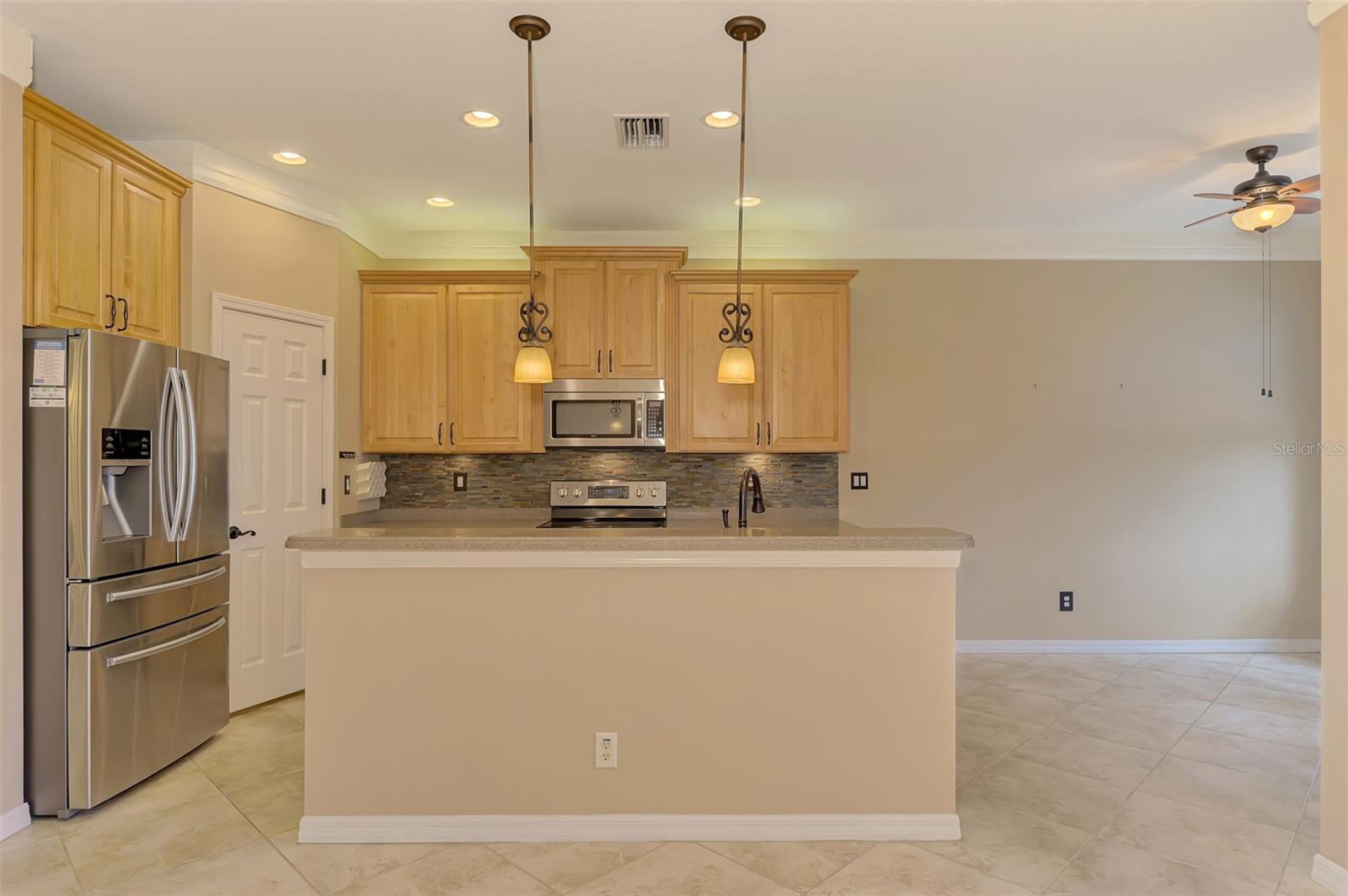 1359 MASENO DR — photo 19