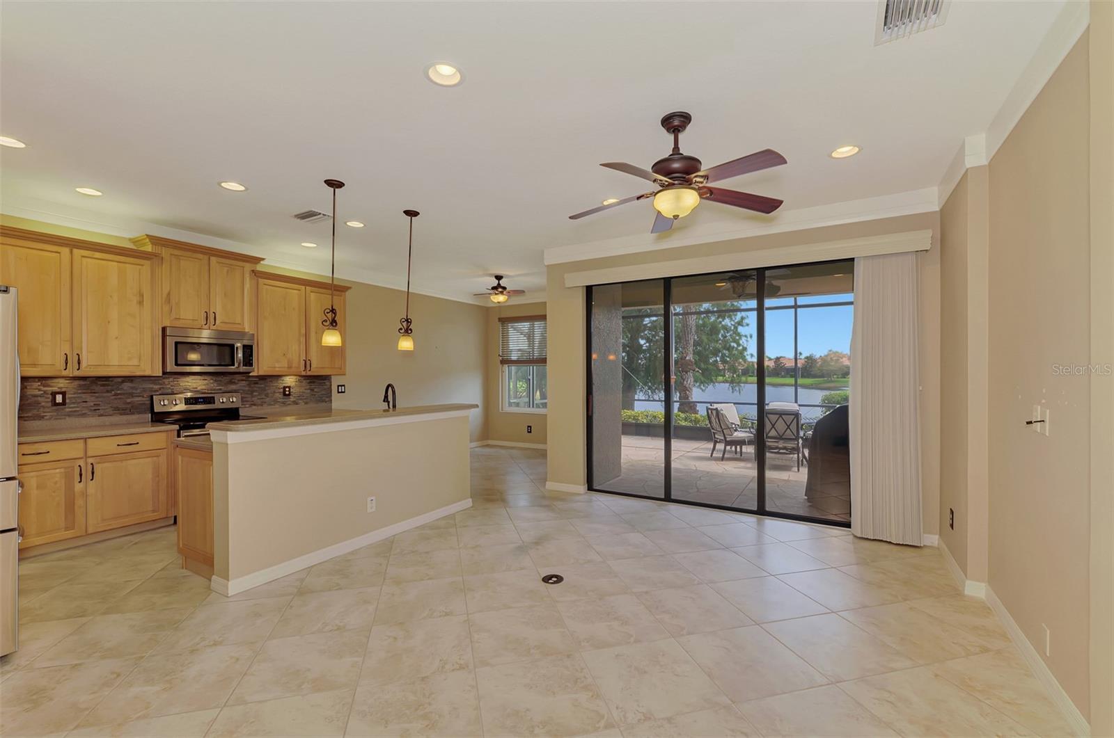 1359 MASENO DR — photo 14