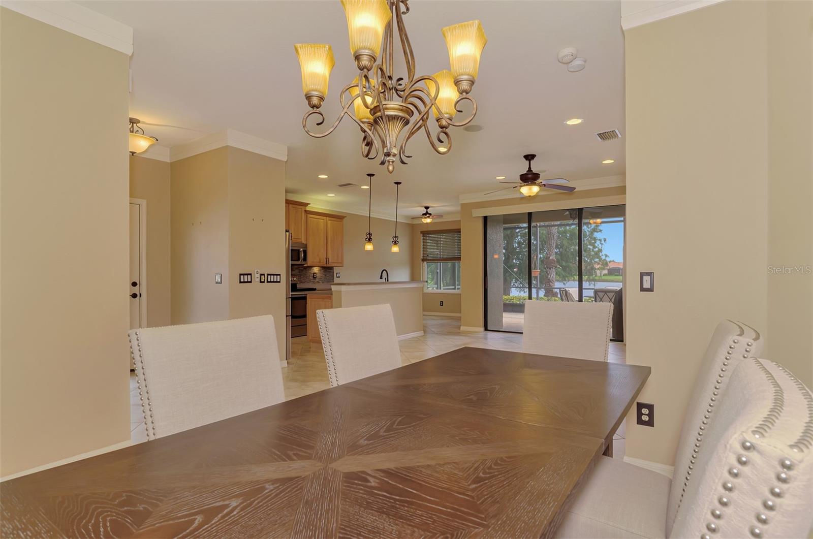 1359 MASENO DR — photo 32