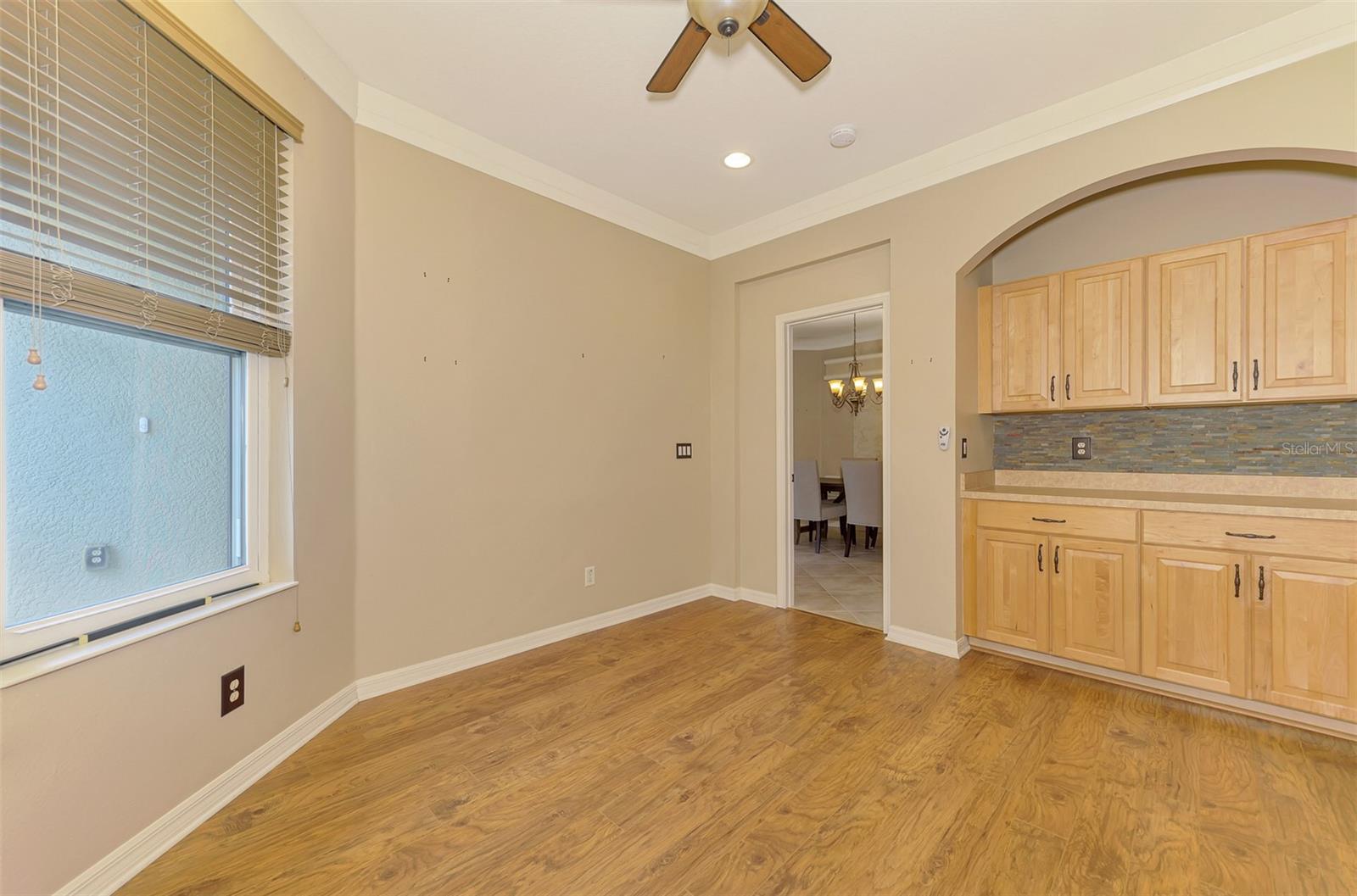 1359 MASENO DR — photo 44
