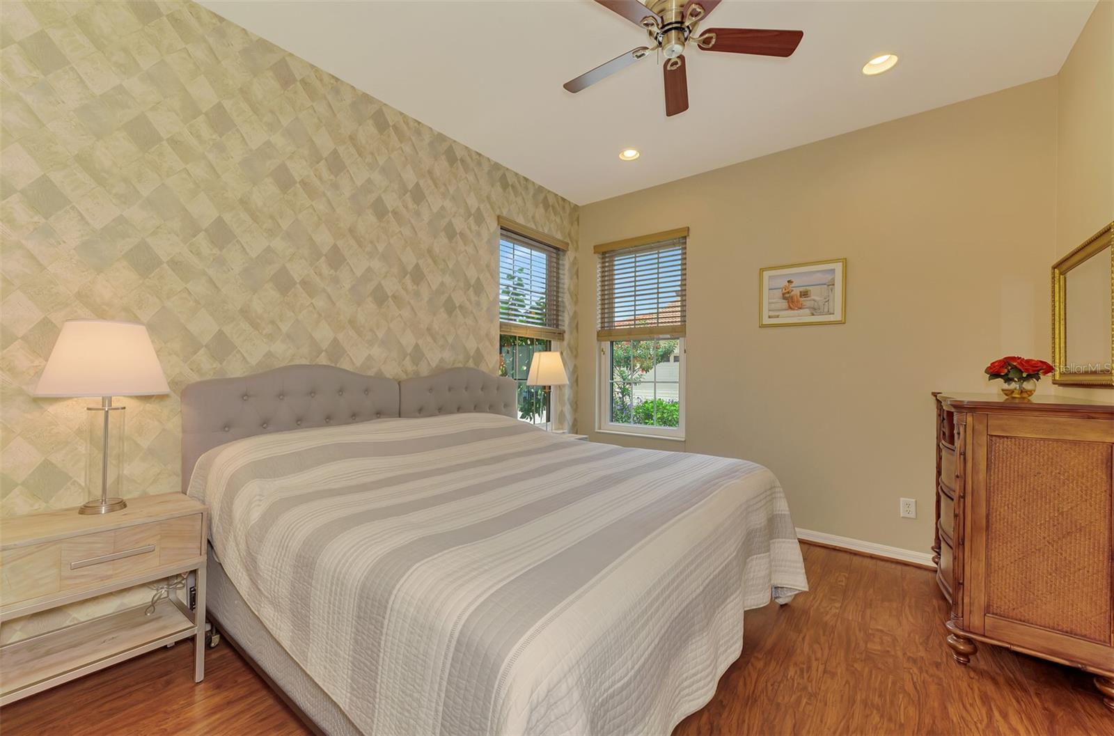 1359 MASENO DR — photo 40