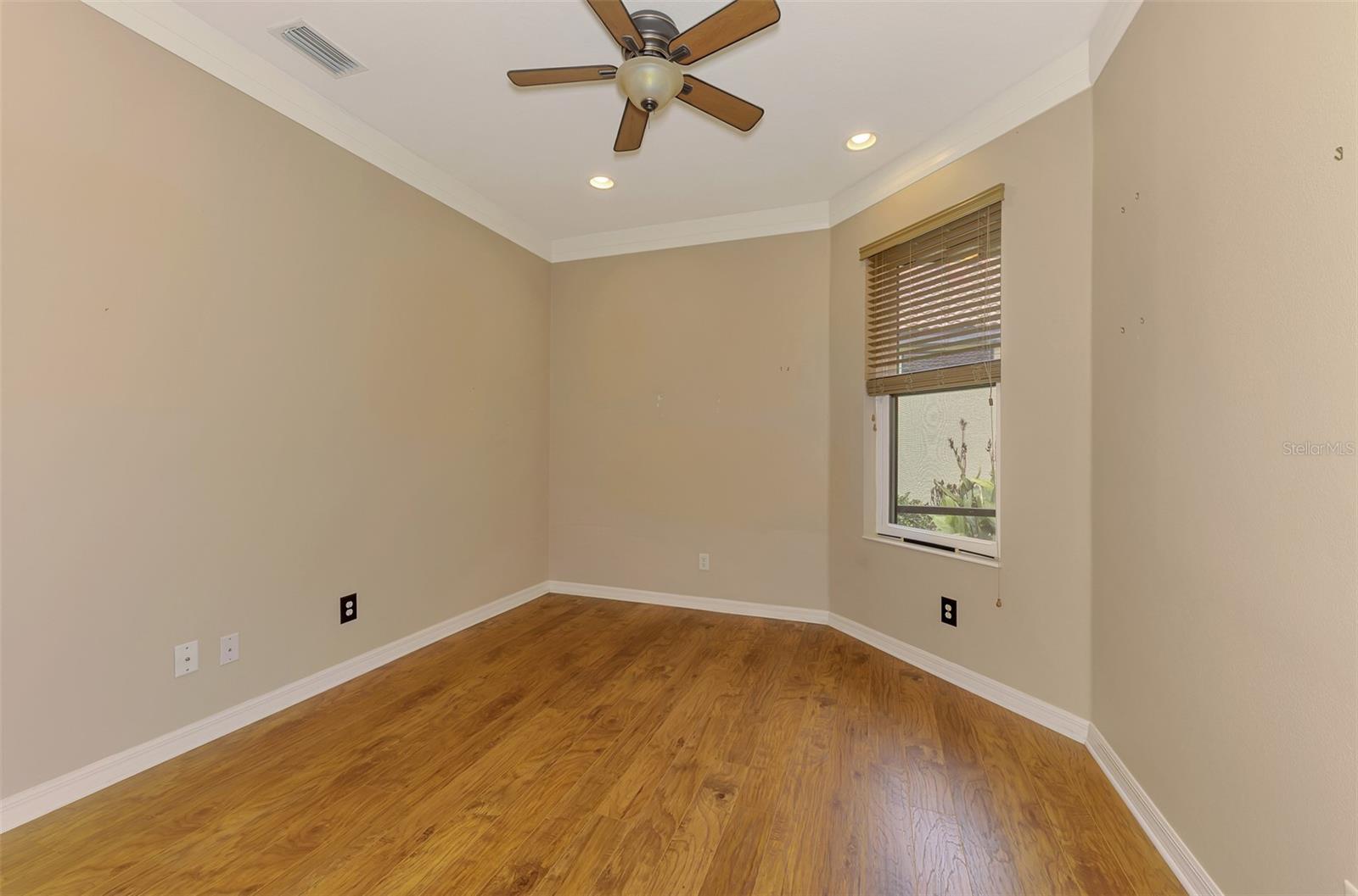 1359 MASENO DR — photo 43