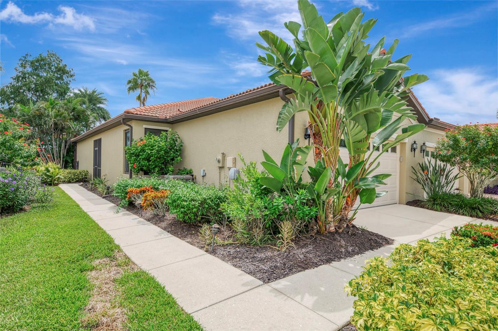 1359 MASENO DR — photo 5