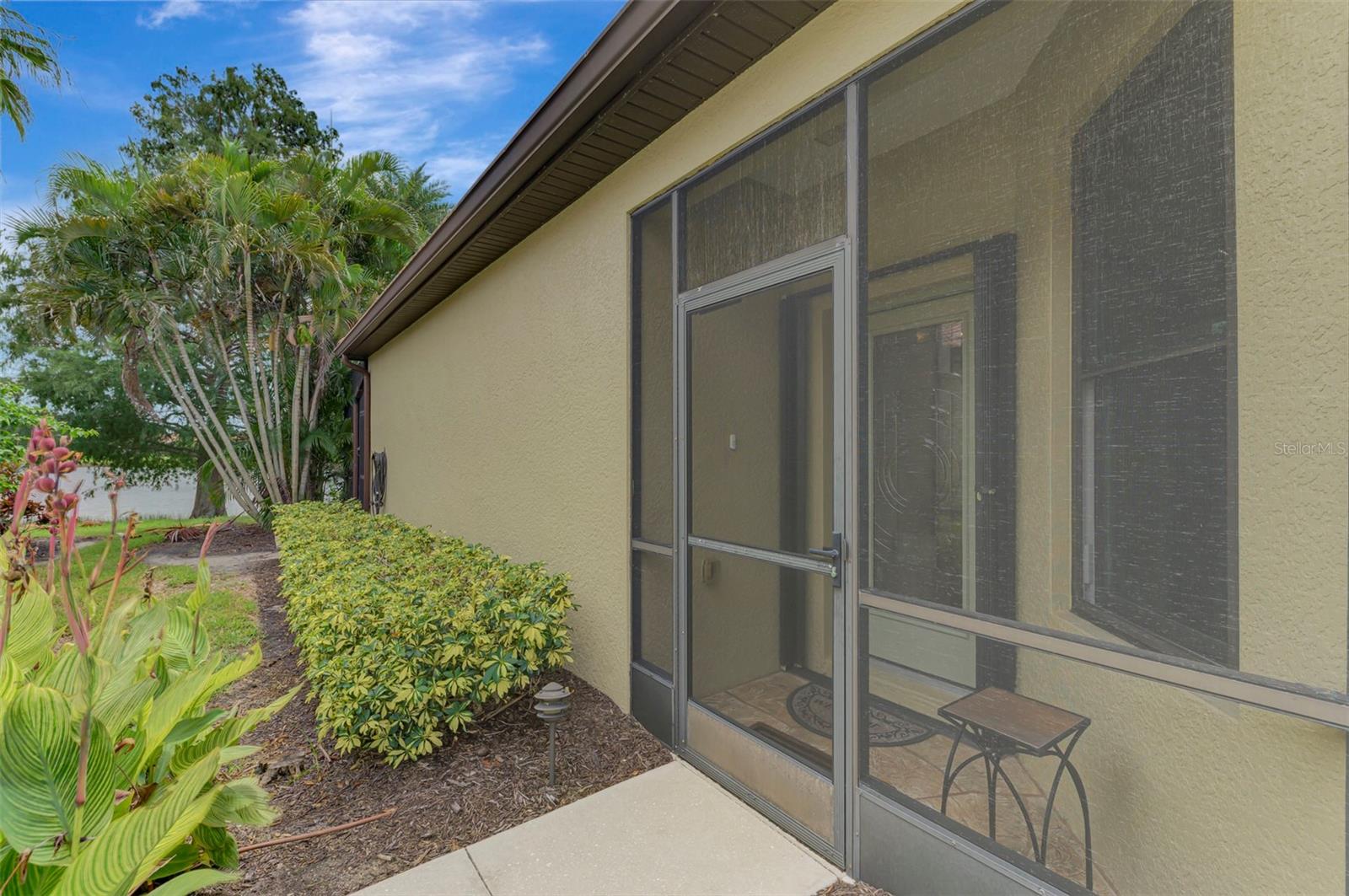 1359 MASENO DR — photo 6