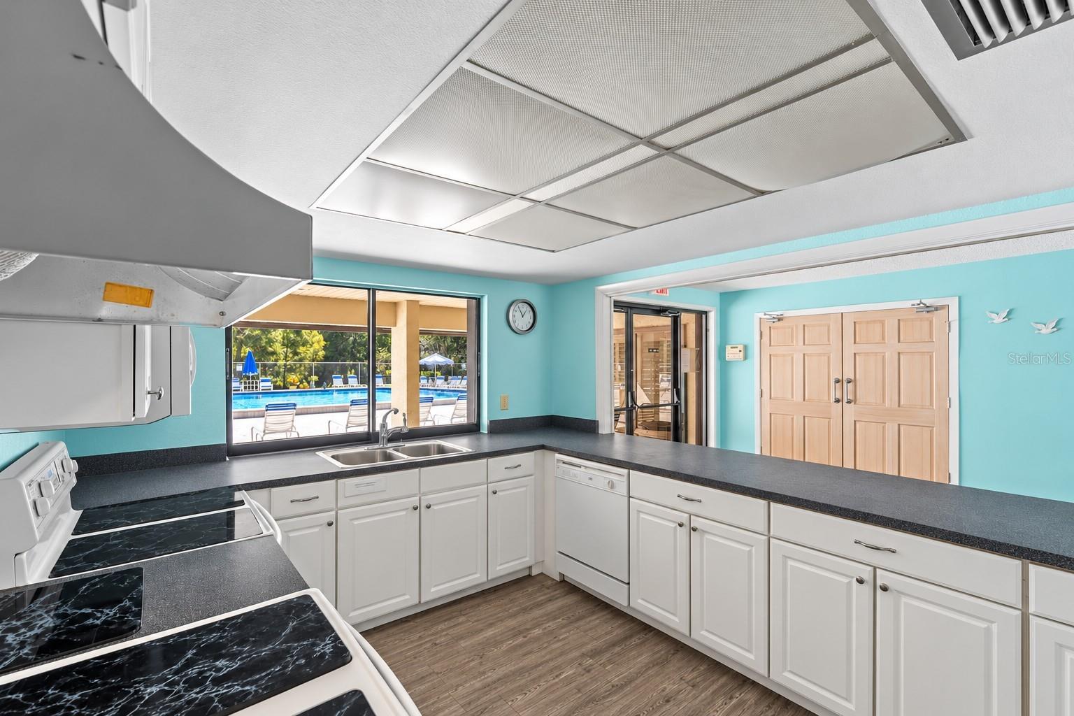 2502 ROYAL PINES CIR #5B — photo 15