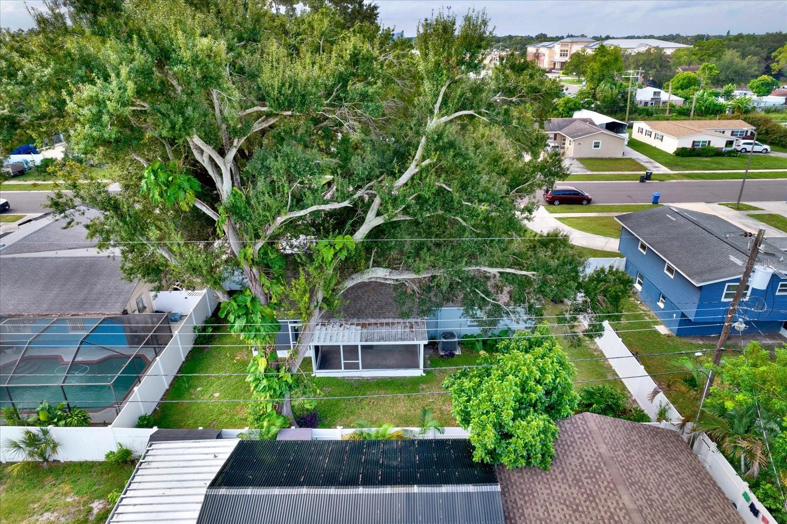 7505 W HENRY AVE — photo 30