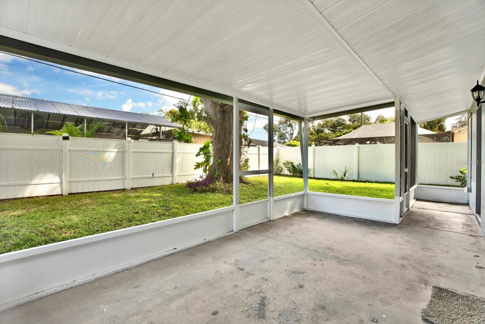 7505 W HENRY AVE — photo 23