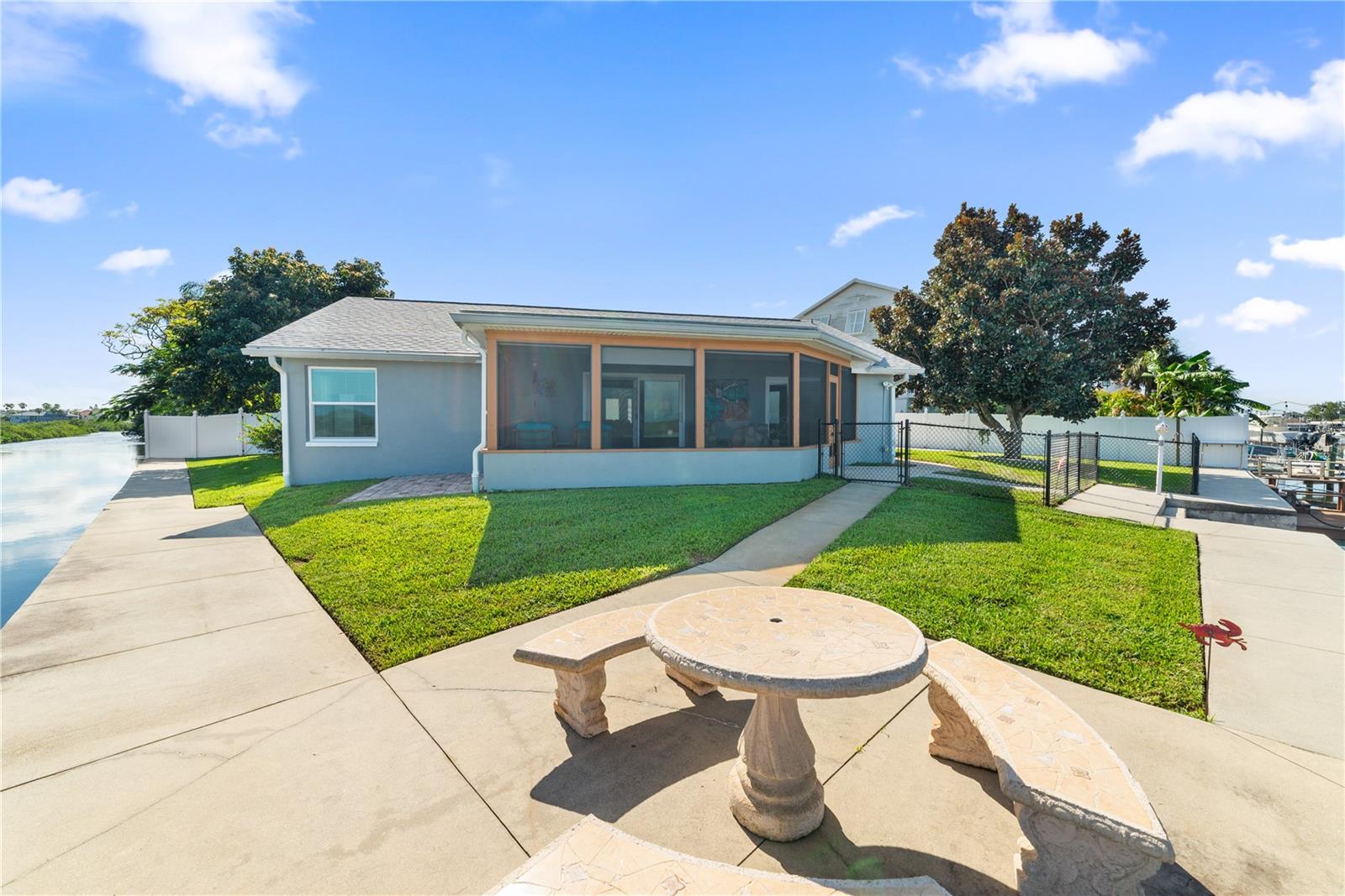 15723 DONZI DR — photo 44