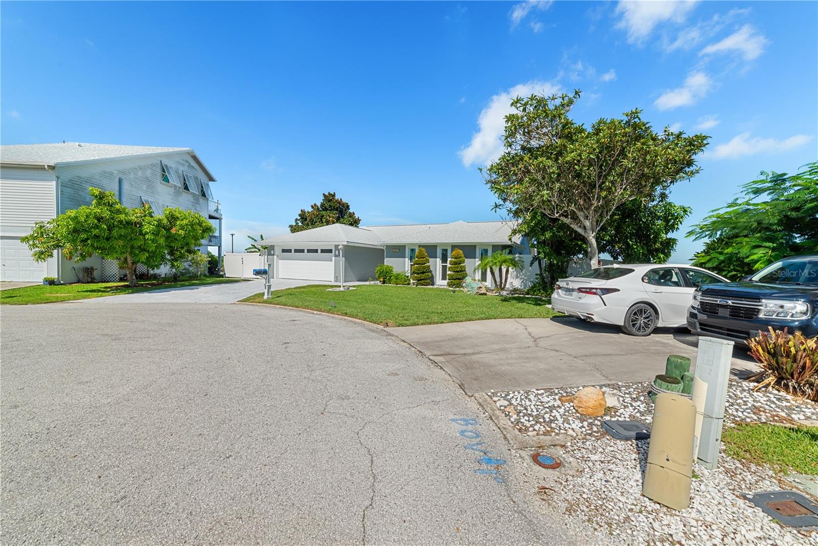 15723 DONZI DR — photo 4
