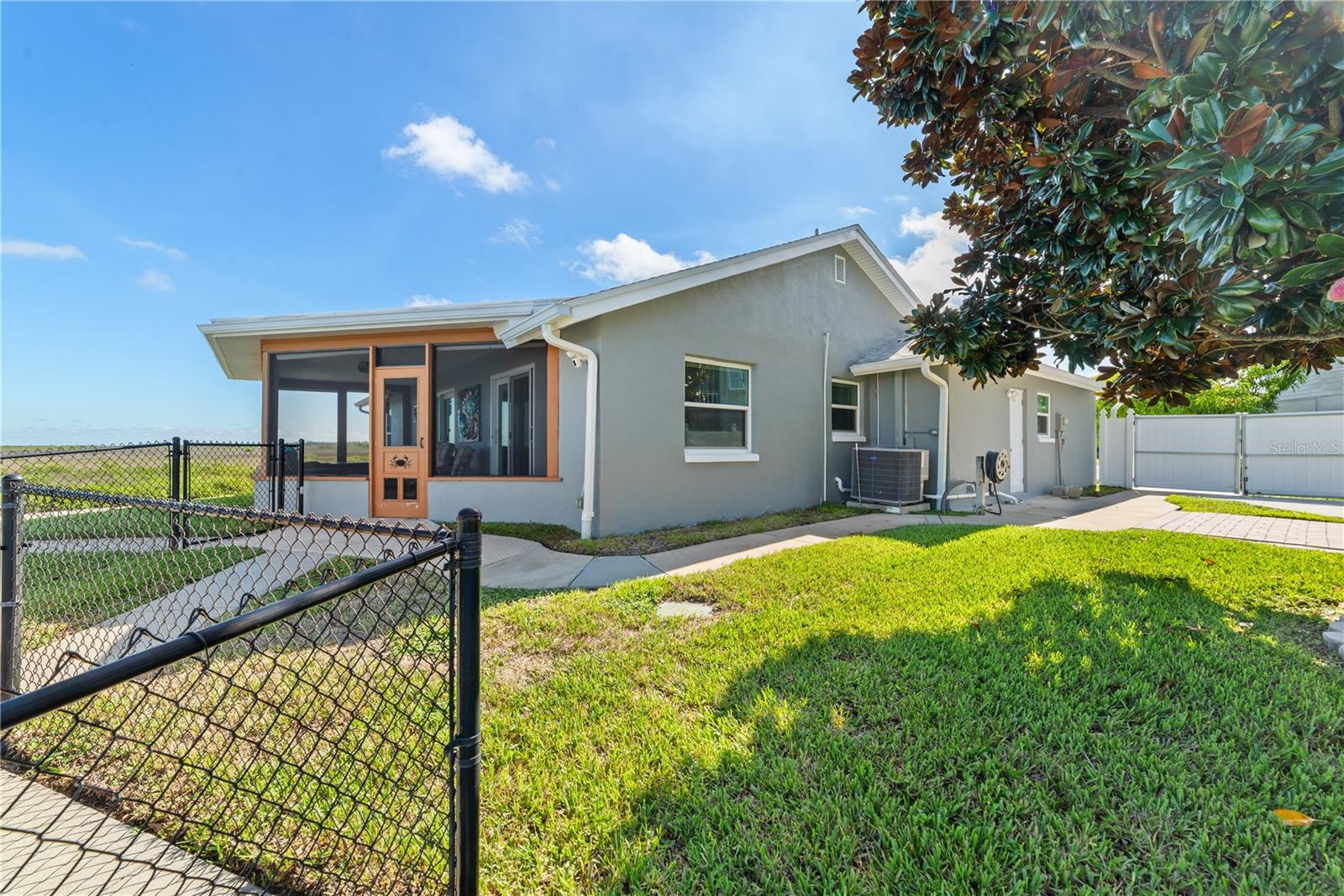 15723 DONZI DR — photo 53