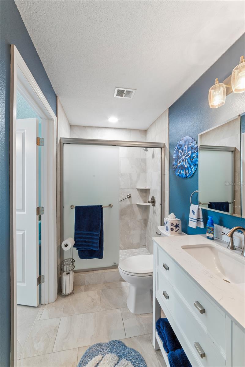 15723 DONZI DR — photo 31