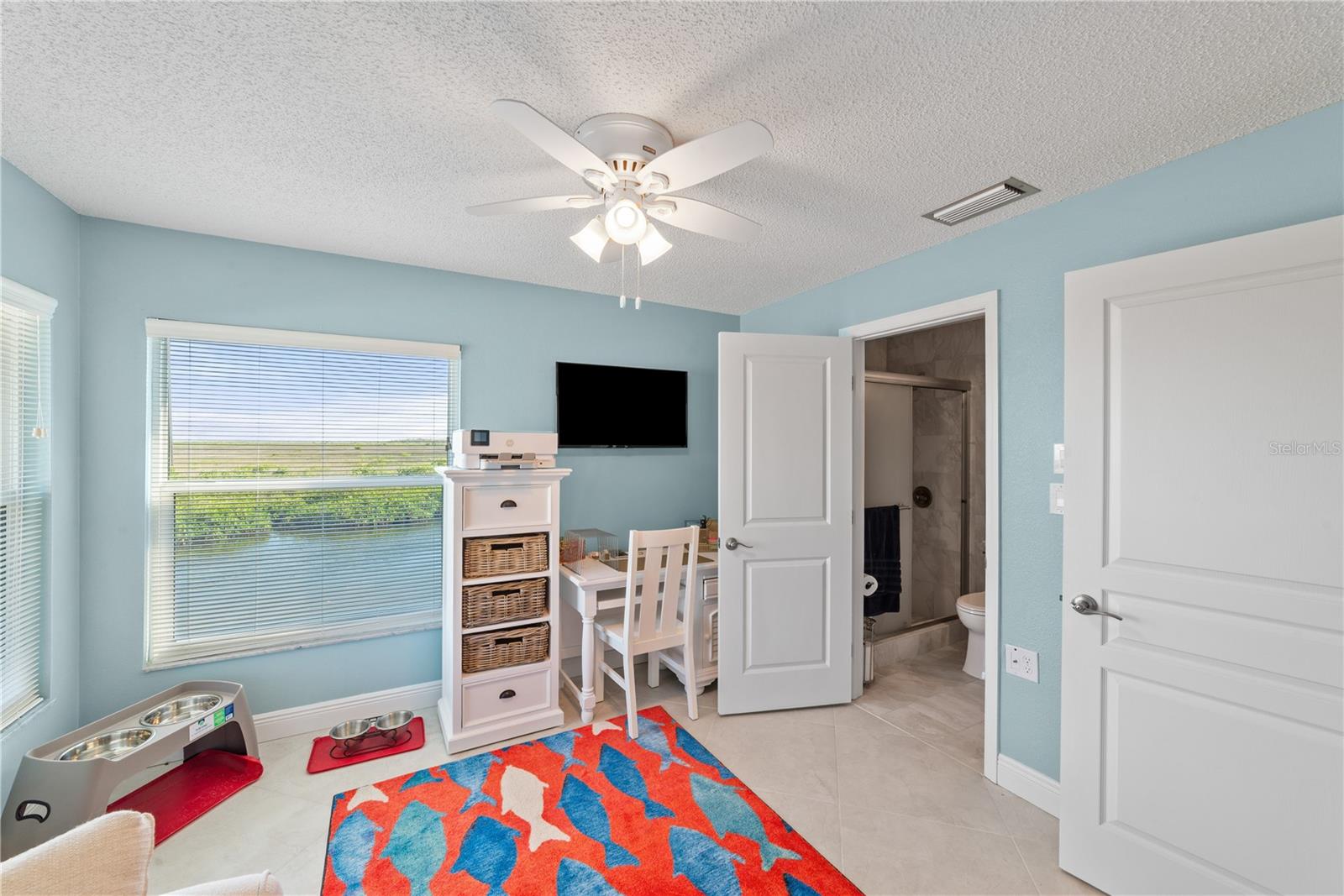 15723 DONZI DR — photo 35
