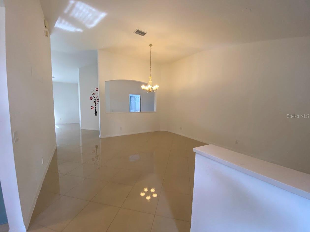 11744 HOLLY CREEK DR — photo 4