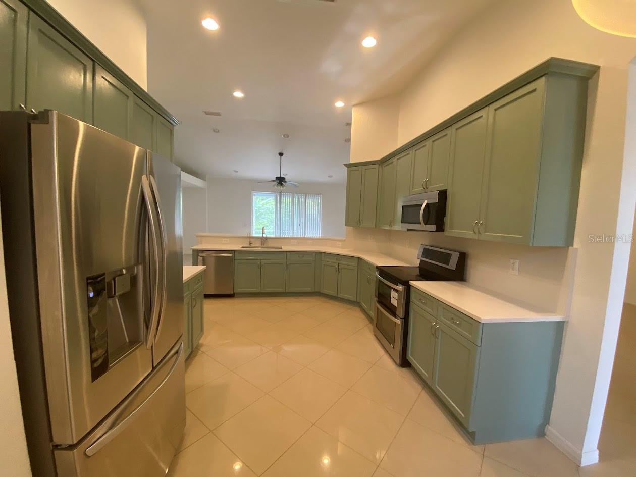 11744 HOLLY CREEK DR — photo 13