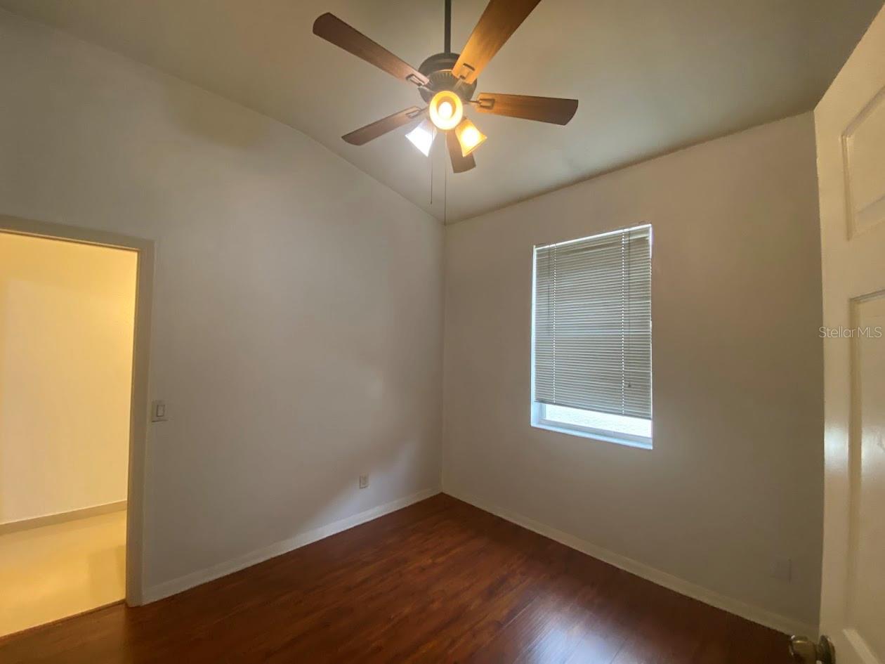 11744 HOLLY CREEK DR — photo 30