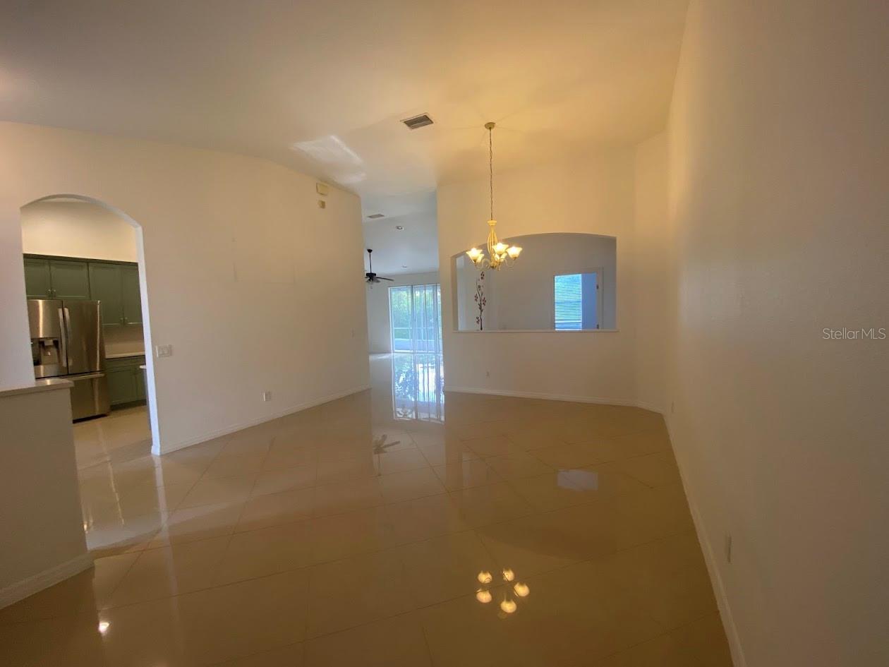 11744 HOLLY CREEK DR — photo 15
