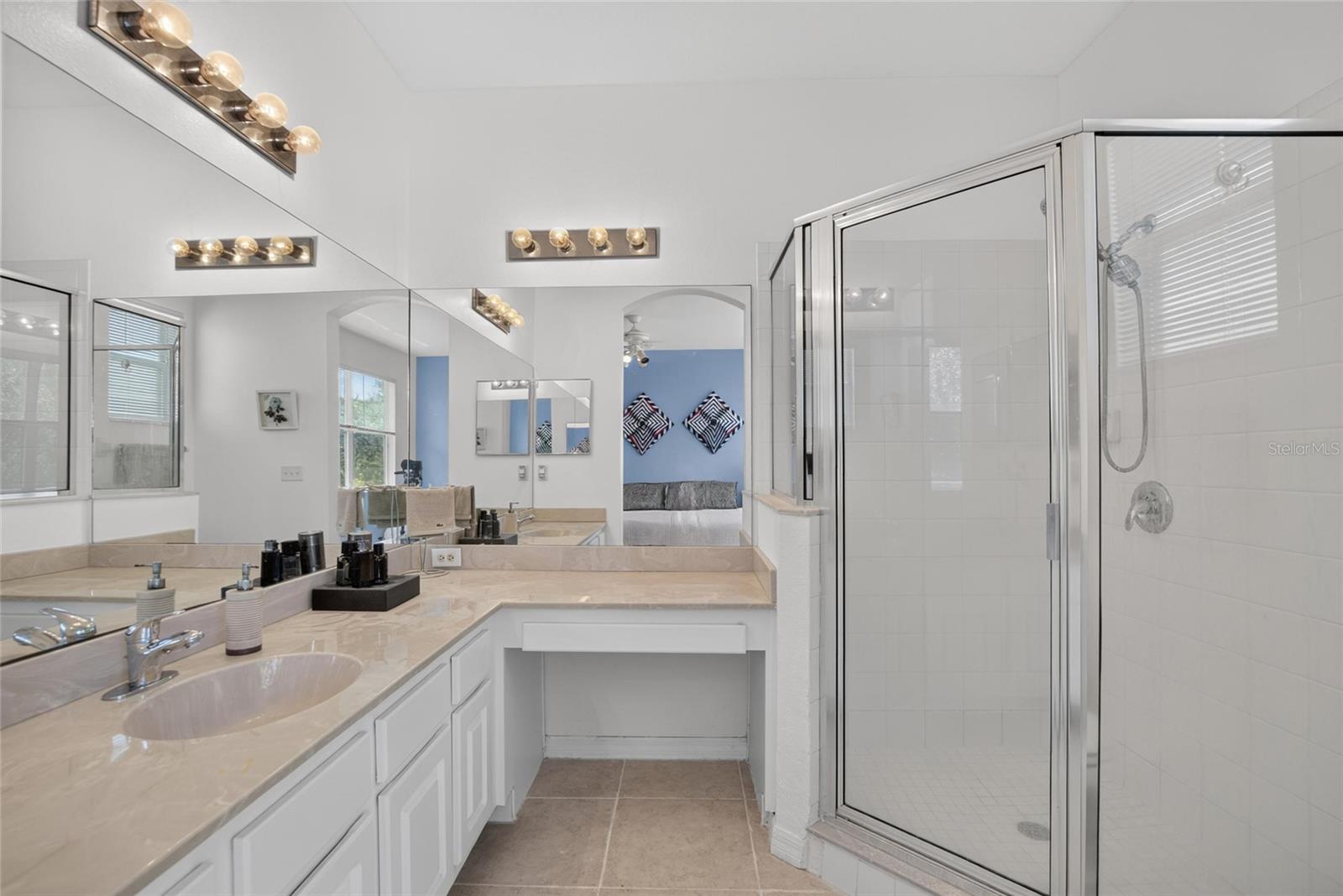19262 STONE HEDGE DR — photo 21