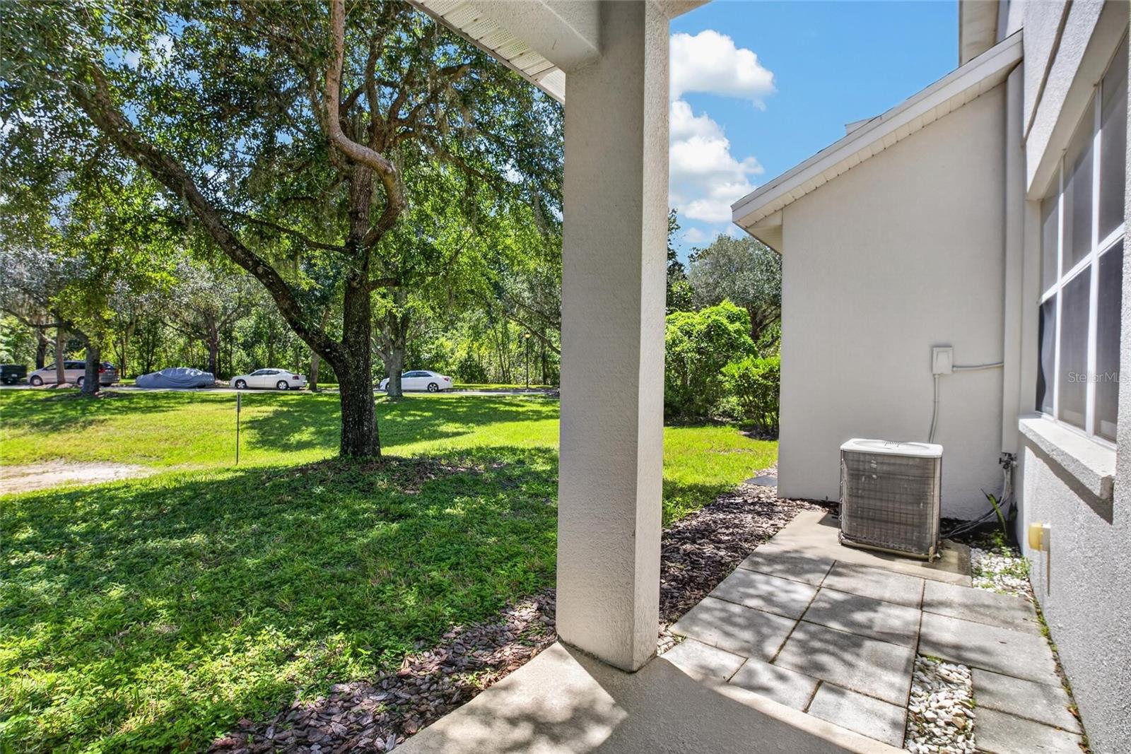 19262 STONE HEDGE DR — photo 32