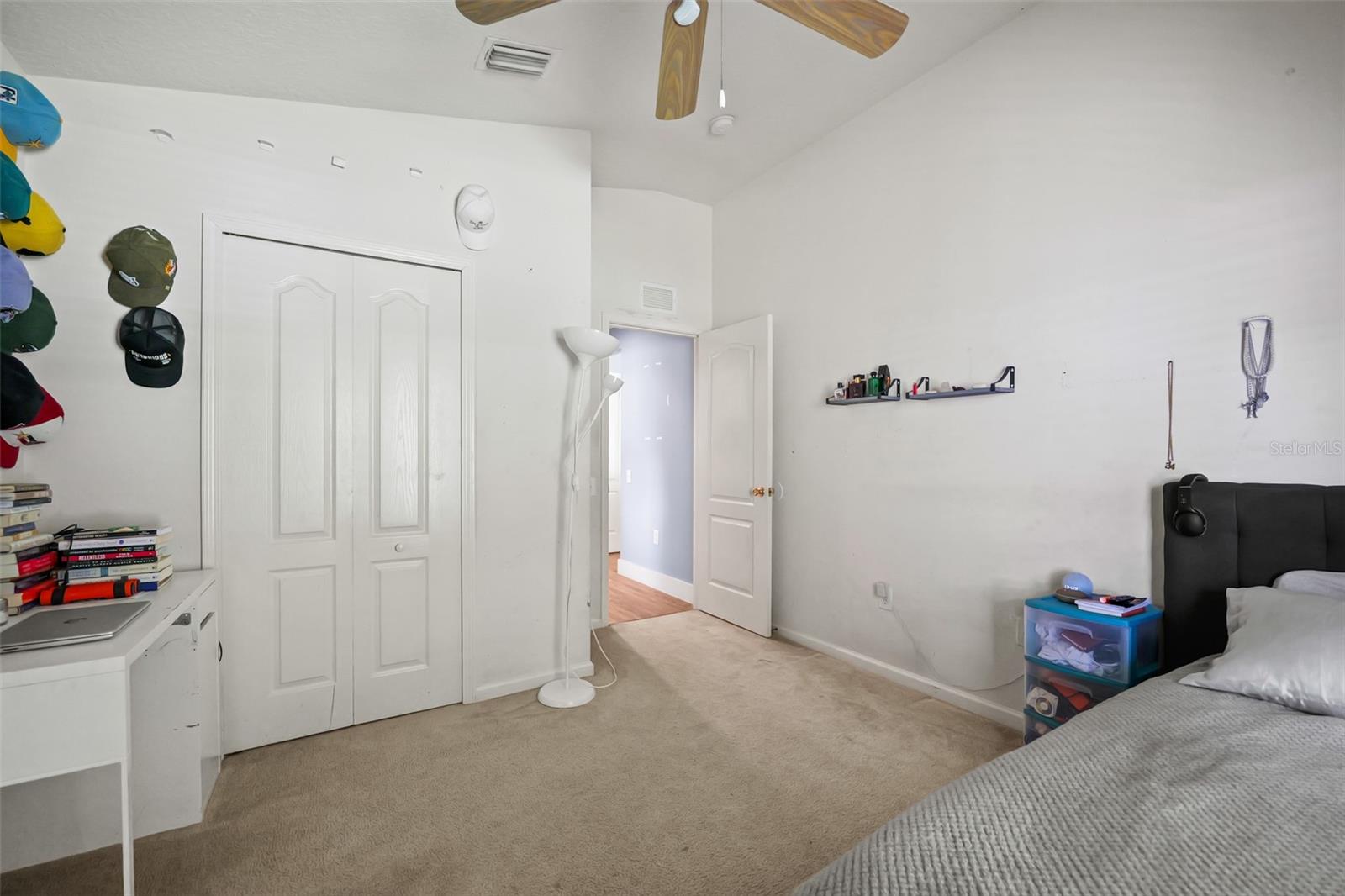 2101 SHELBOURNE CT — photo 23