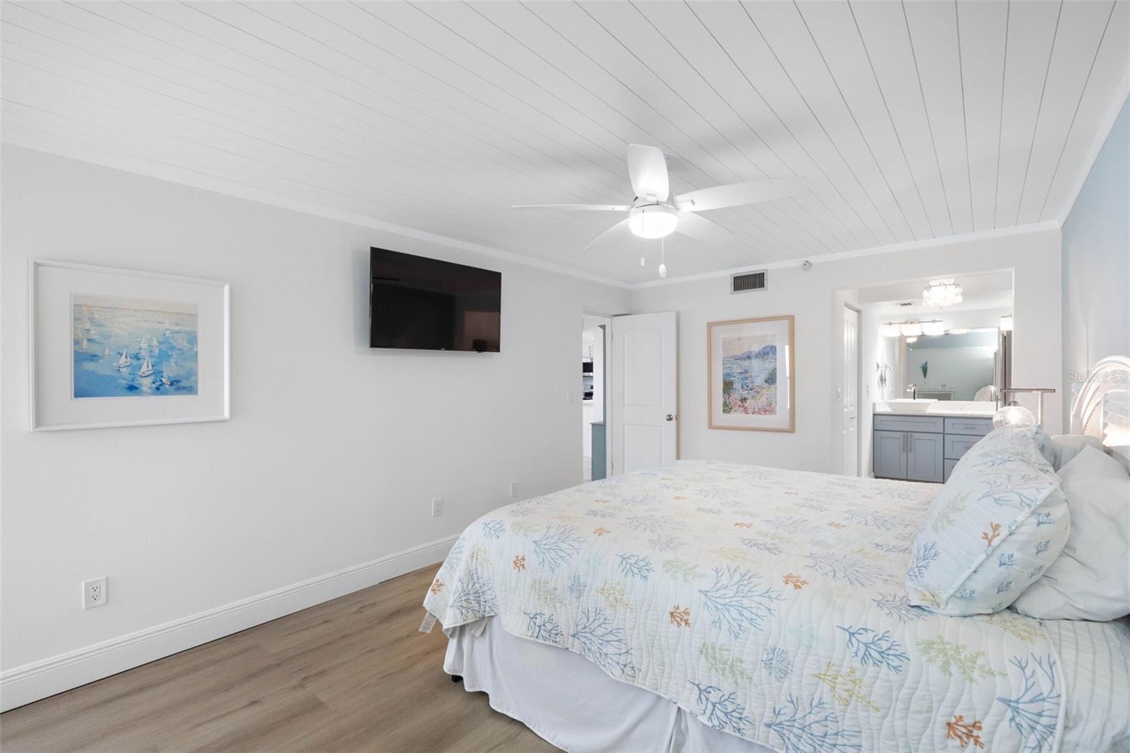 1310 GULF BLVD #502 — photo 24