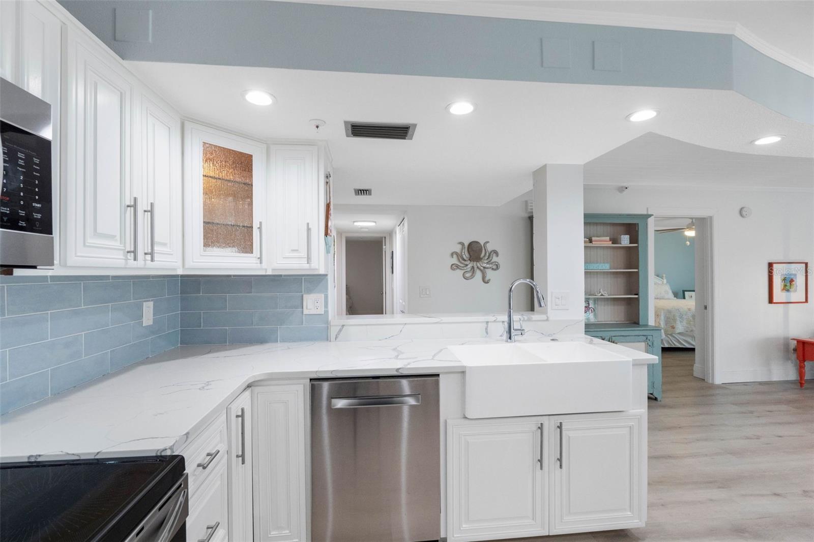 1310 GULF BLVD #502 — photo 40