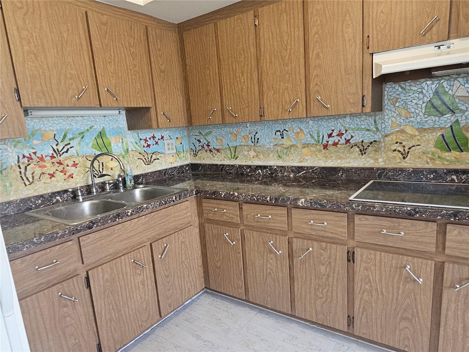 2070 WORLD PARKWAY BLVD #22 — photo 6