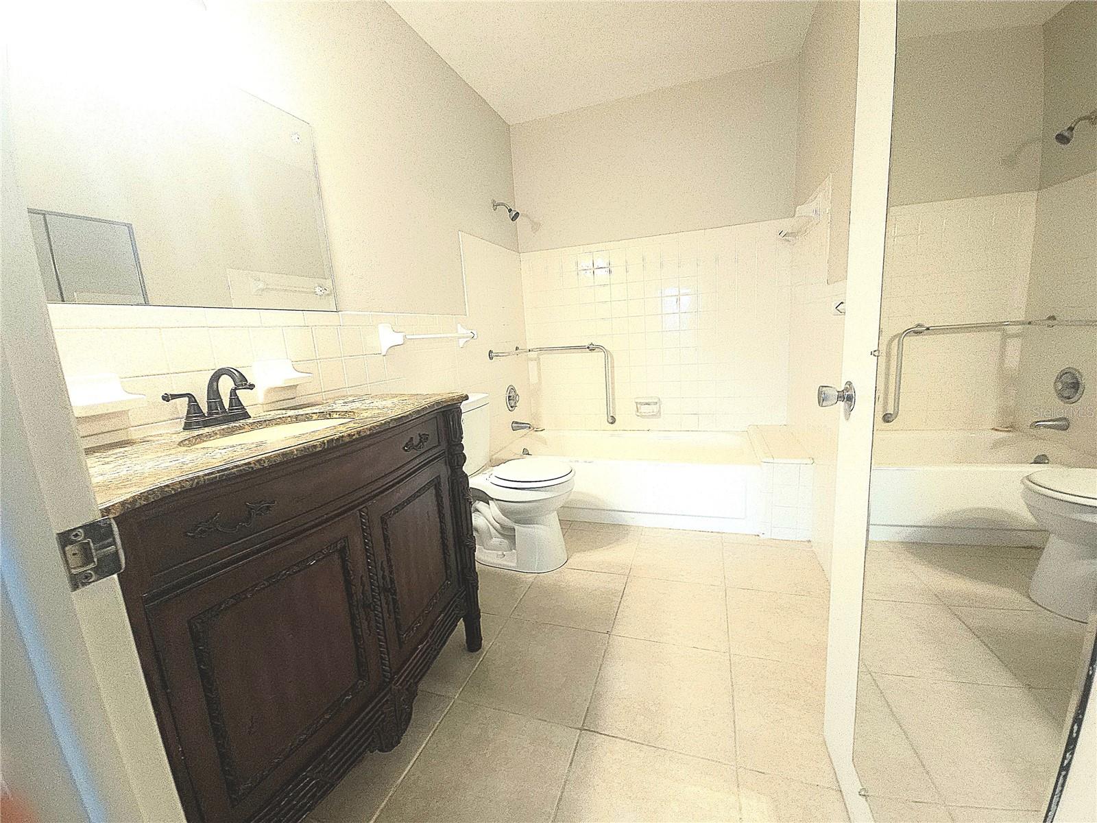 2070 WORLD PARKWAY BLVD #22 — photo 21