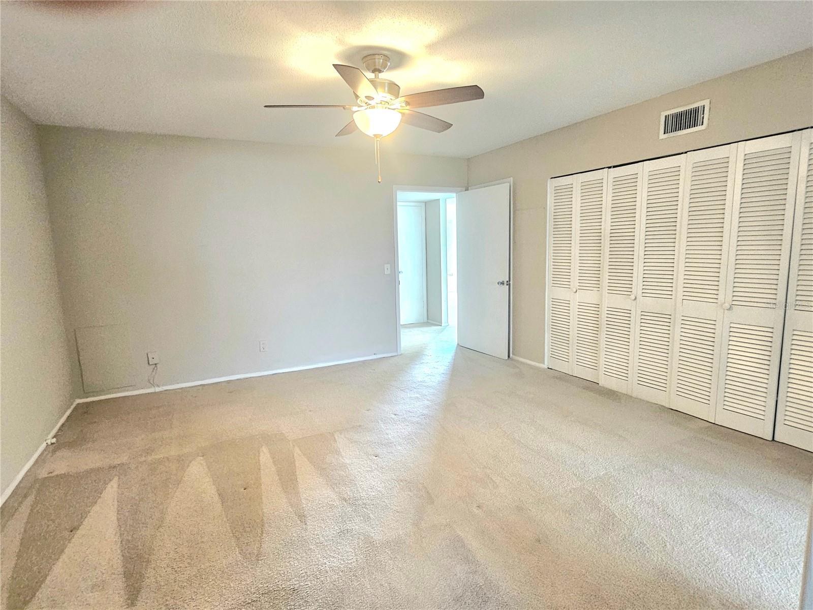 2070 WORLD PARKWAY BLVD #22 — photo 16
