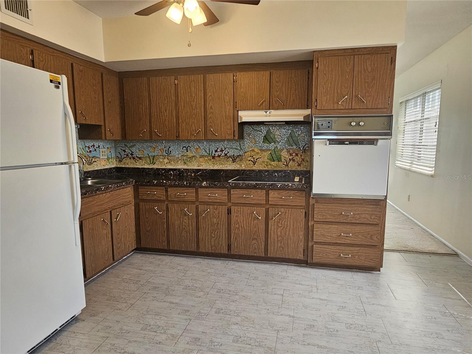 2070 WORLD PARKWAY BLVD #22 — photo 9