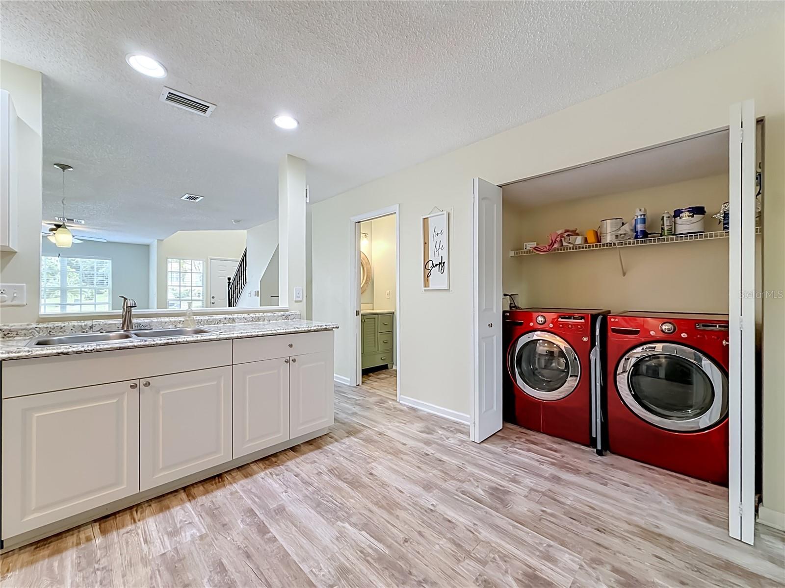 2106 CLOVER HILL RD — photo 9