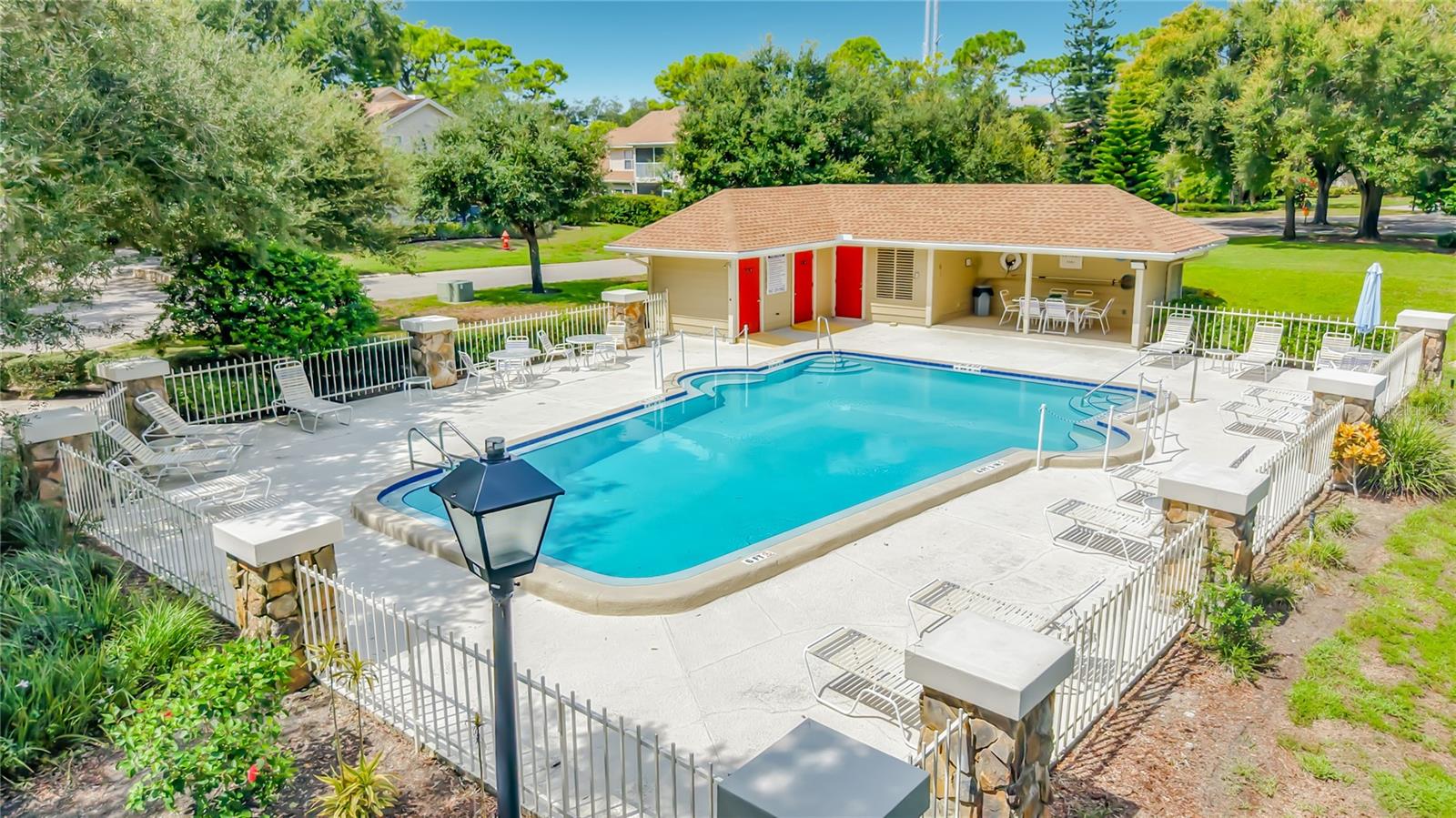2106 CLOVER HILL RD — photo 30