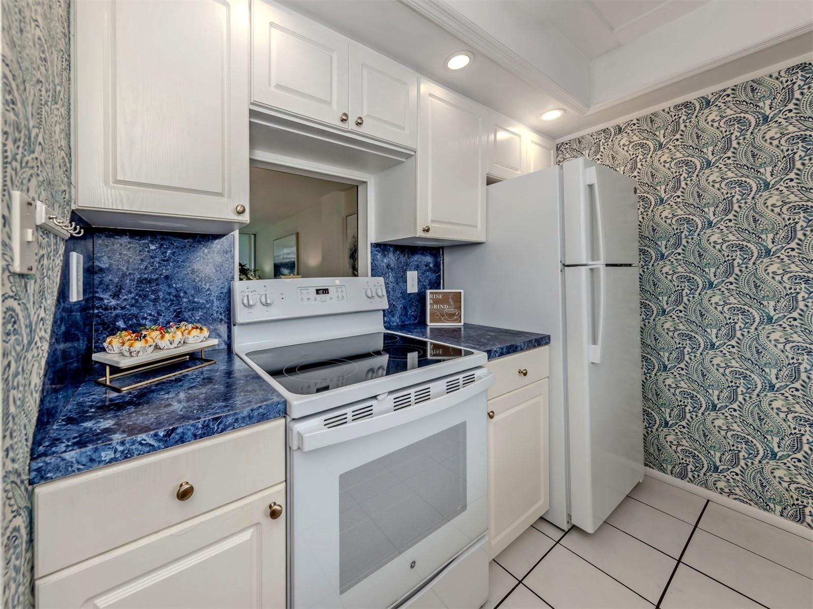 232 SAINT AUGUSTINE AVE #706 — photo 13