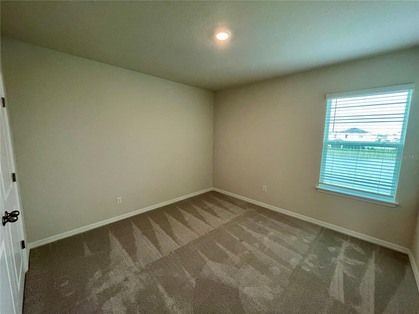 10606 CHIPPEWA DR — photo 26