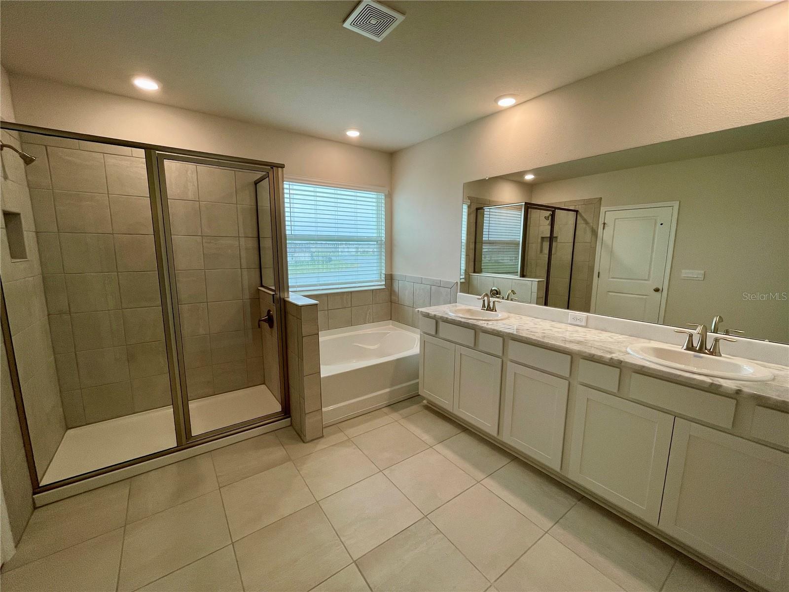 10606 CHIPPEWA DR — photo 15