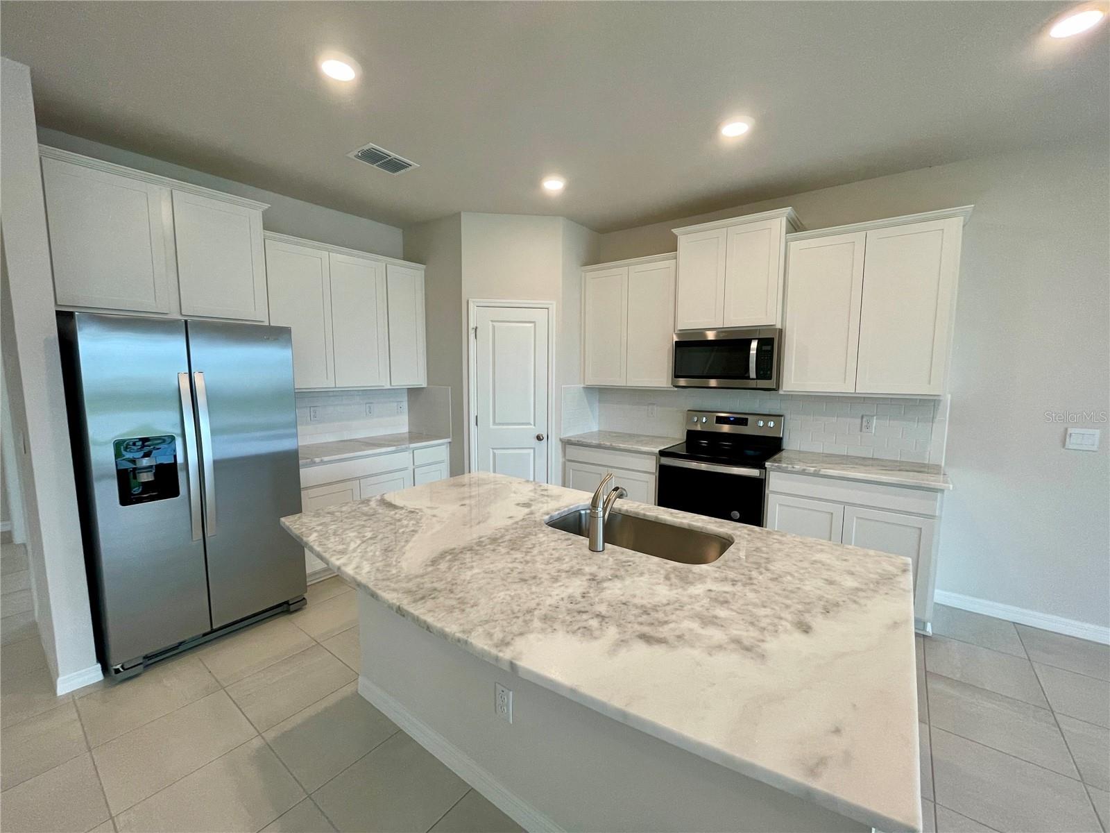 10606 CHIPPEWA DR — photo 7