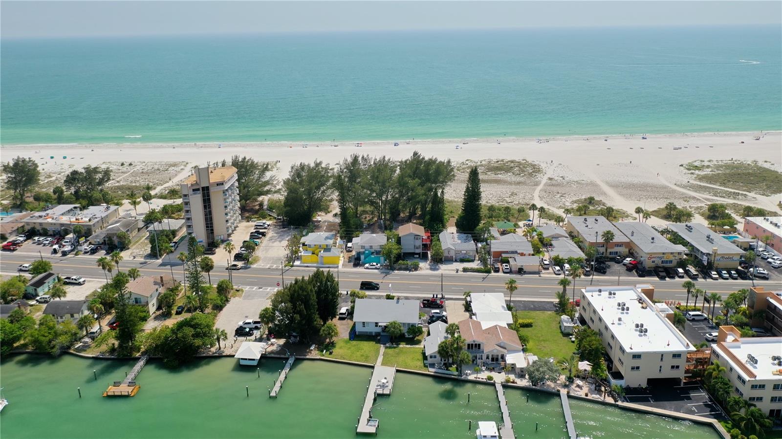 10218 GULF BLVD — photo 25