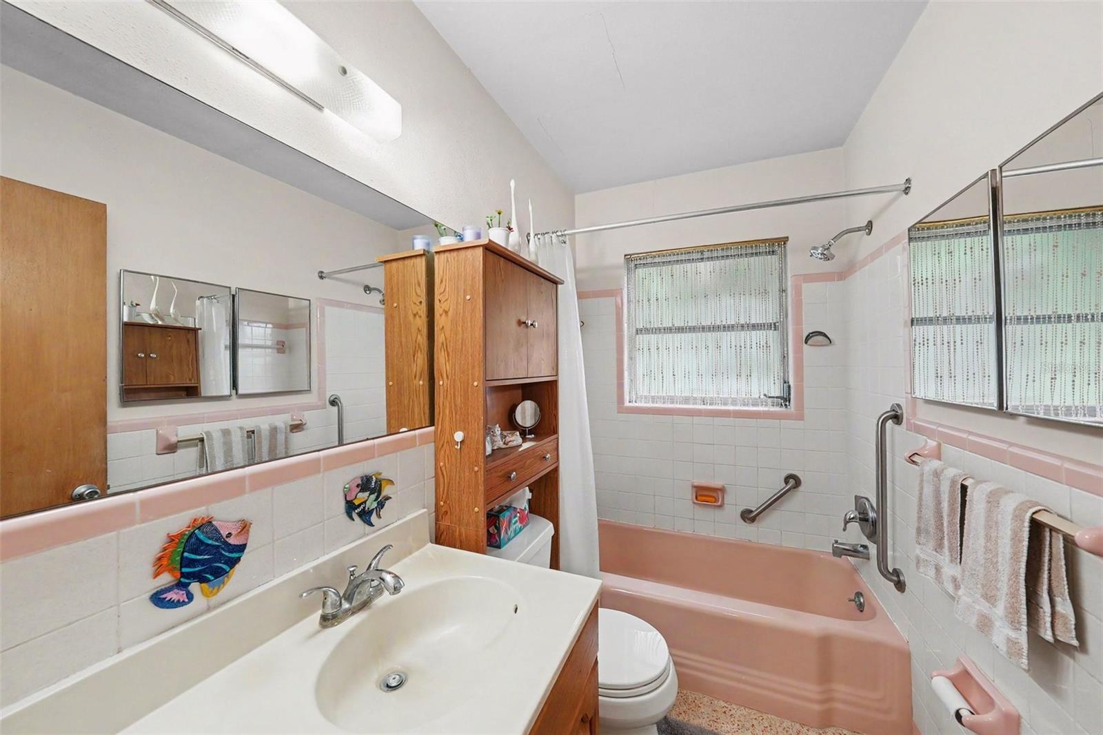 2400 INDIGO DR — photo 16