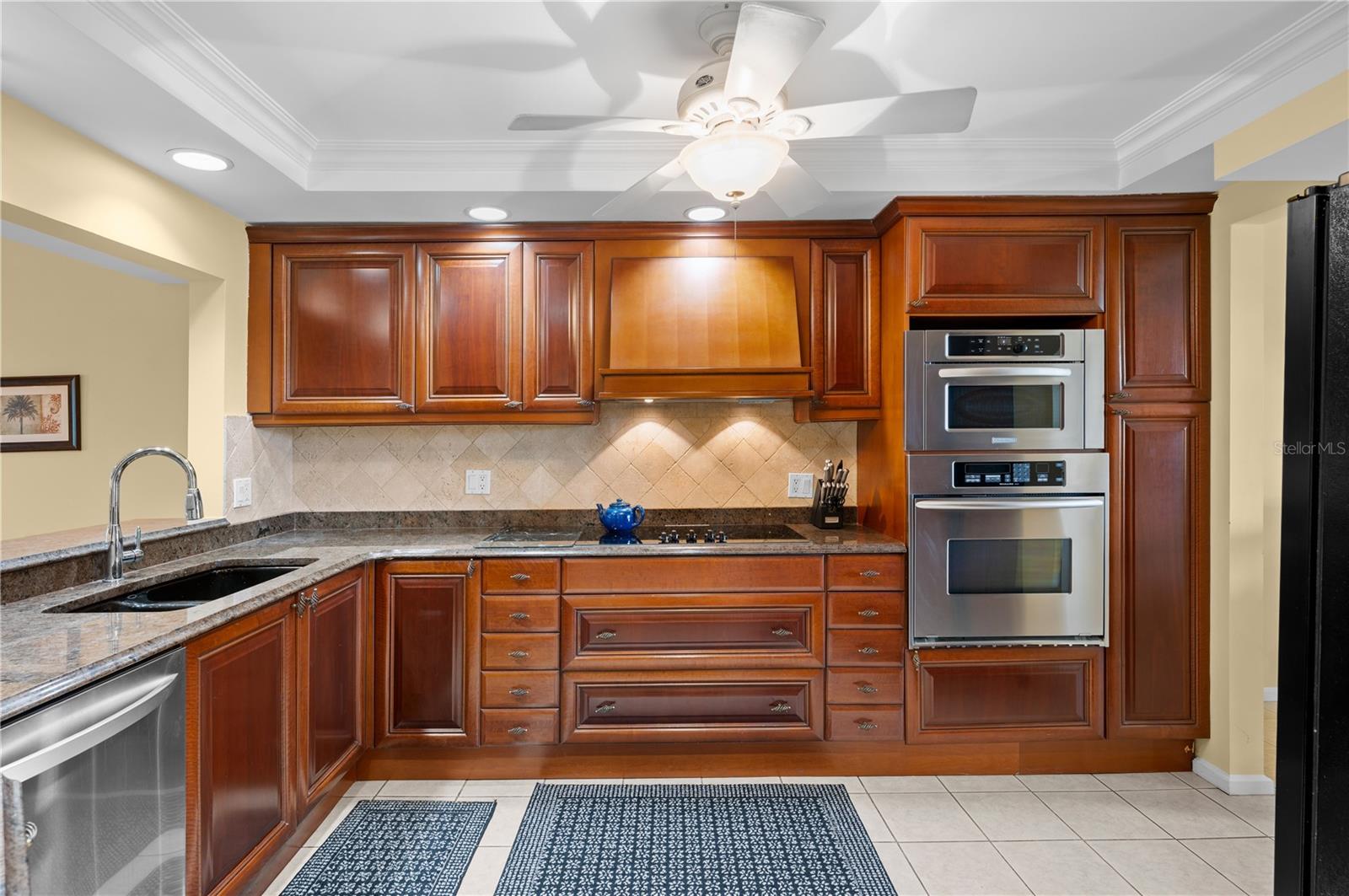 7303 JESSIE HARBOR DR #7303 — photo 16