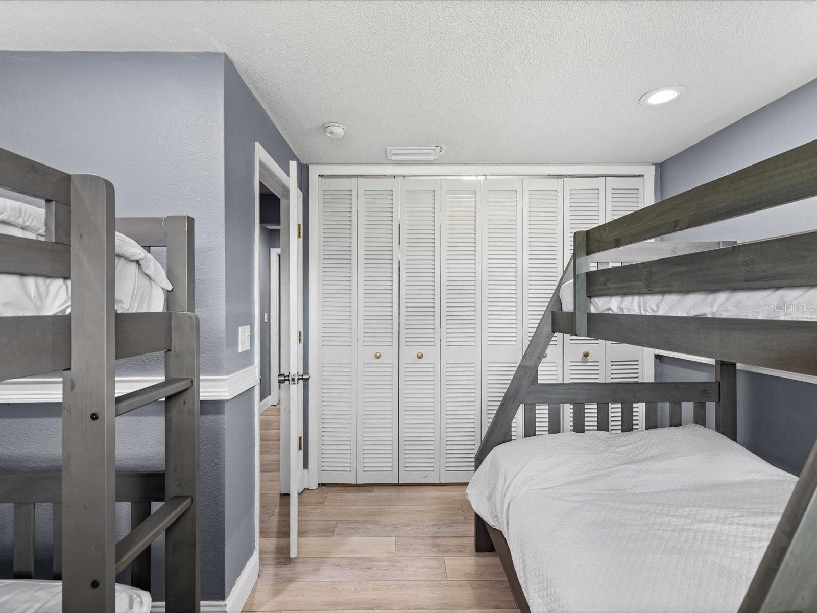 9633 PORTSIDE DR — photo 25