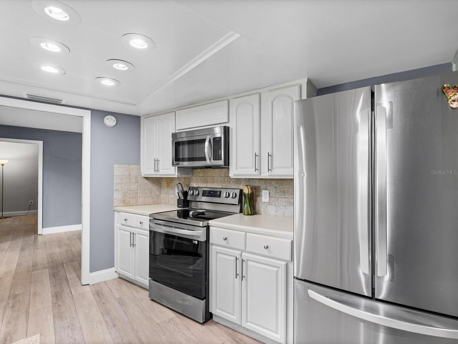9633 PORTSIDE DR — photo 17