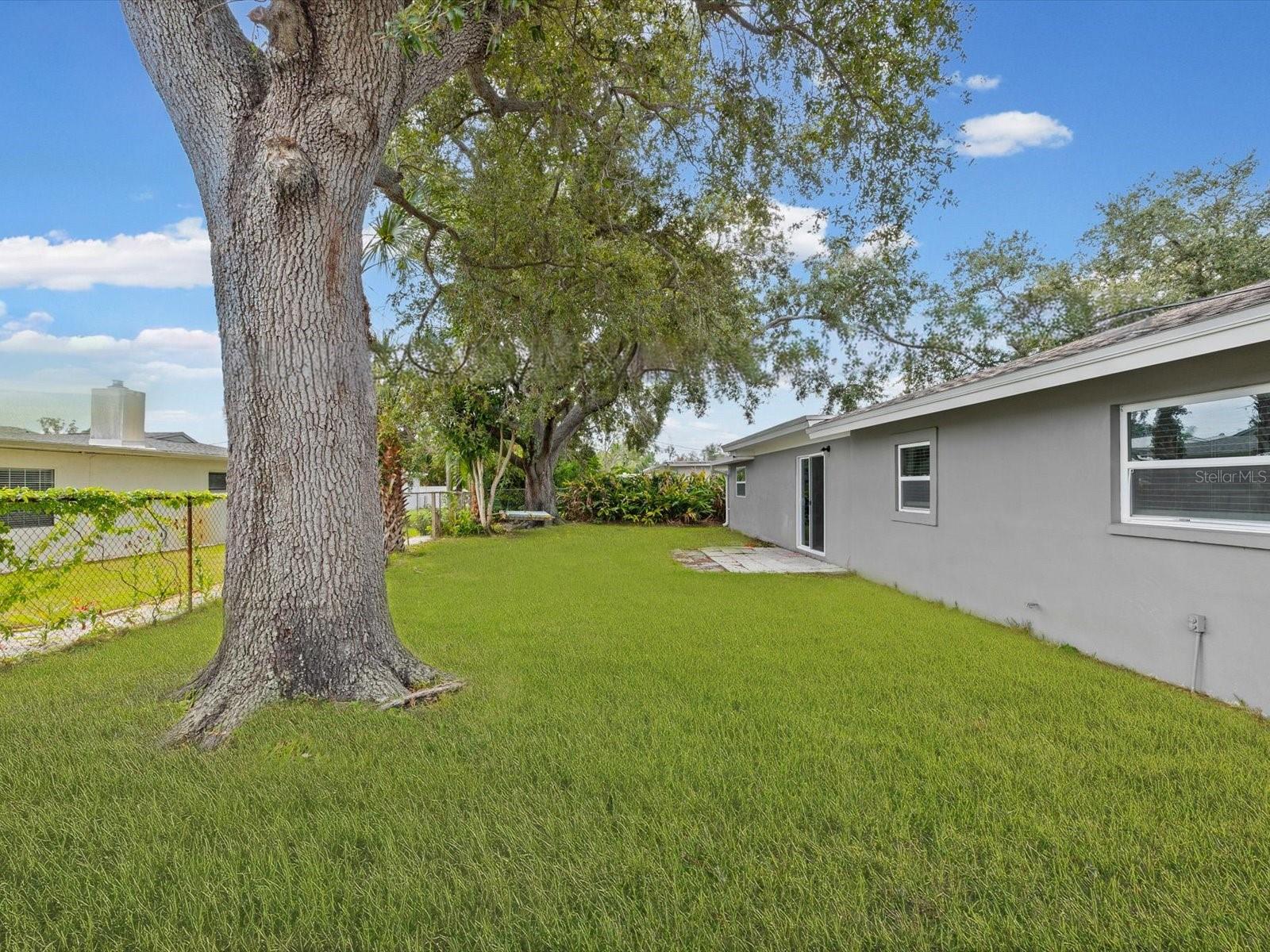 9633 PORTSIDE DR — photo 34