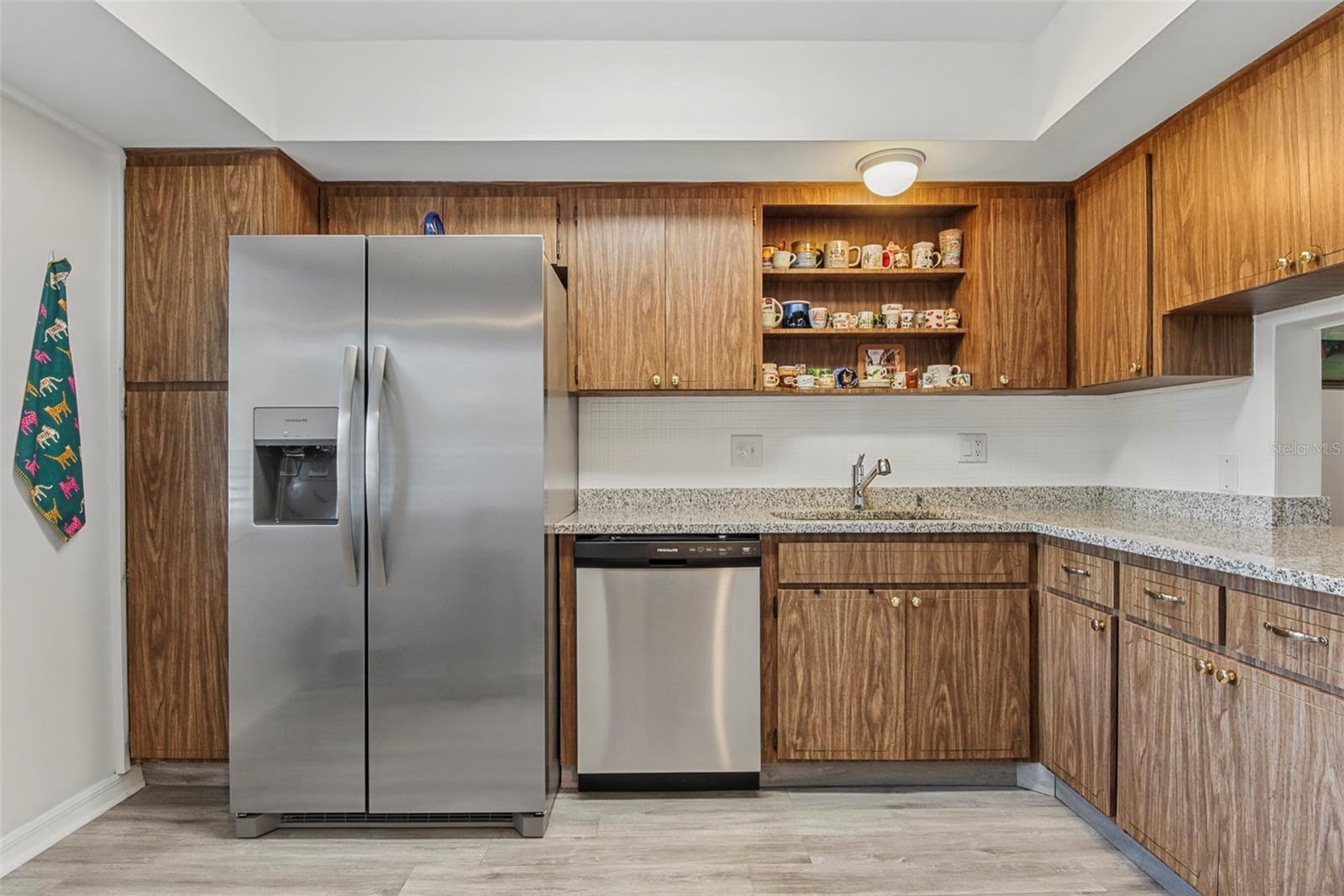 8651 10TH ST N #118 — photo 3