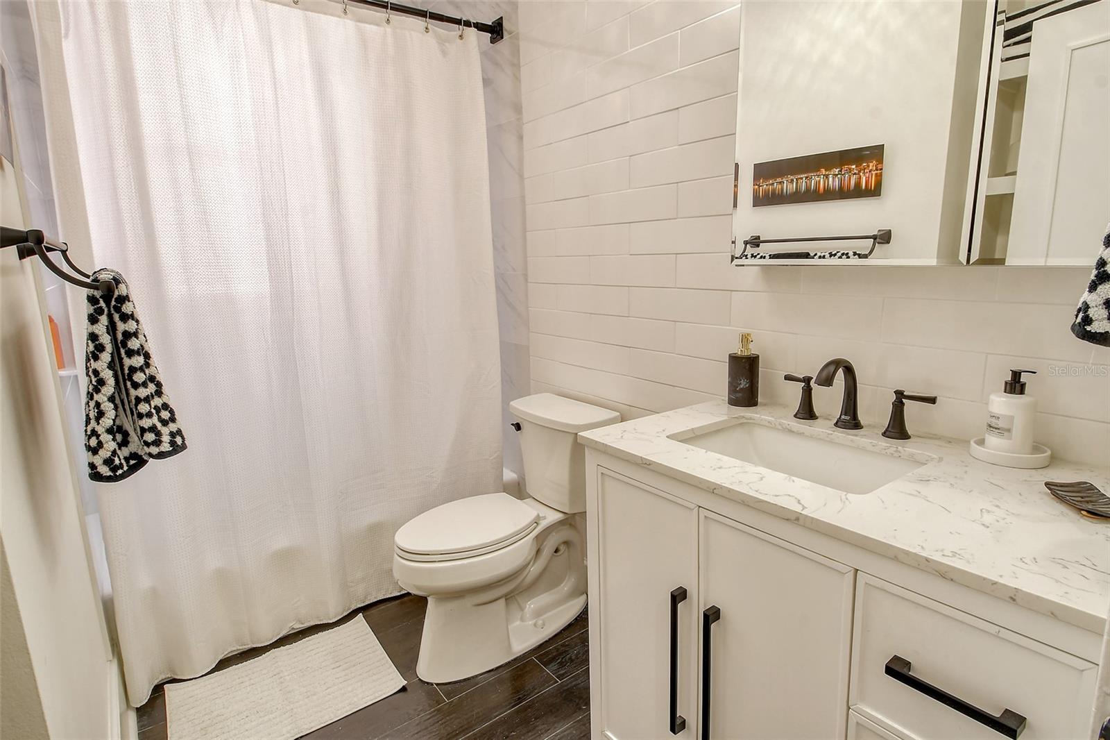1221 N PALM AVE #305 — photo 19