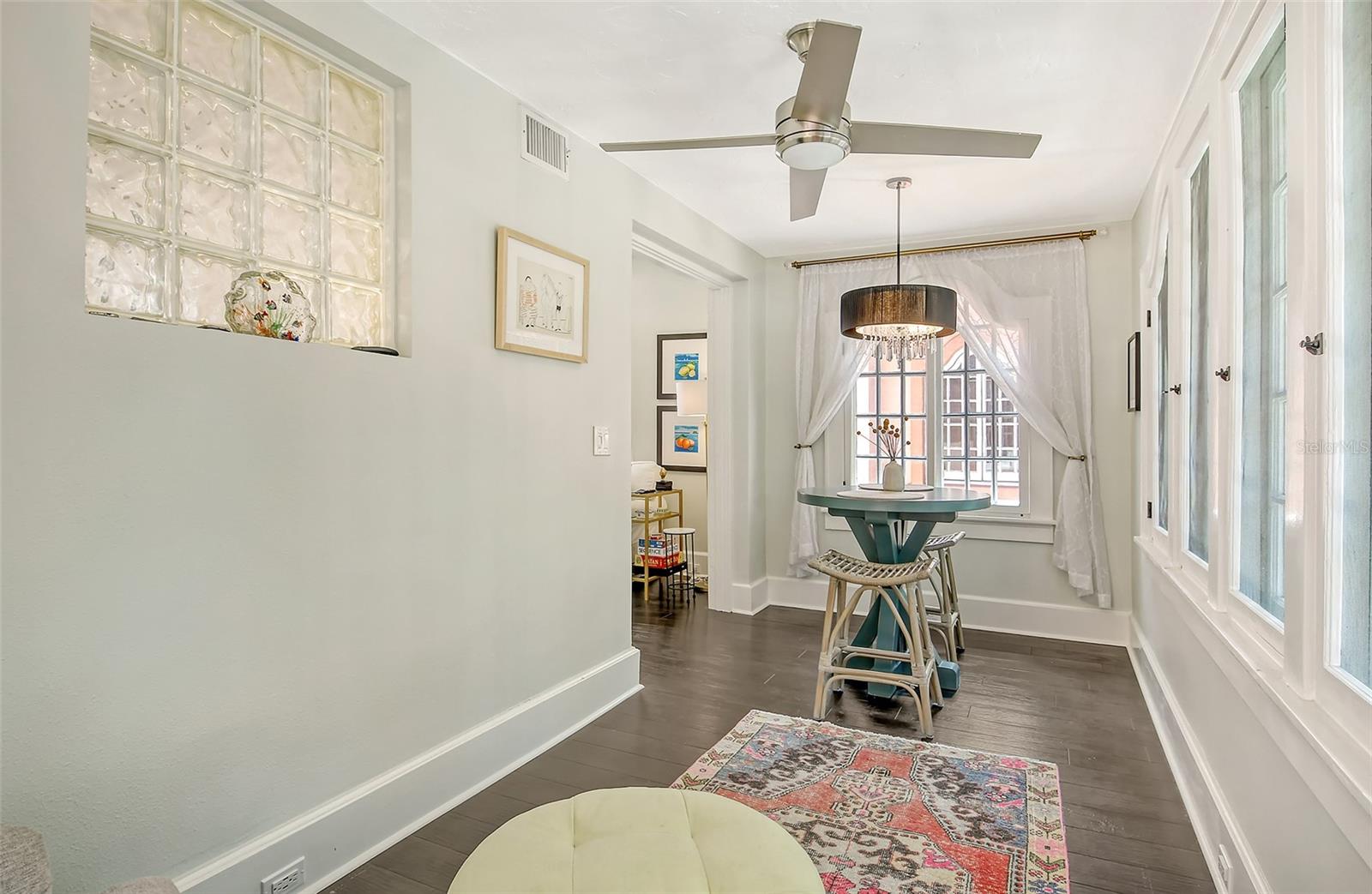 1221 N PALM AVE #305 — photo 13