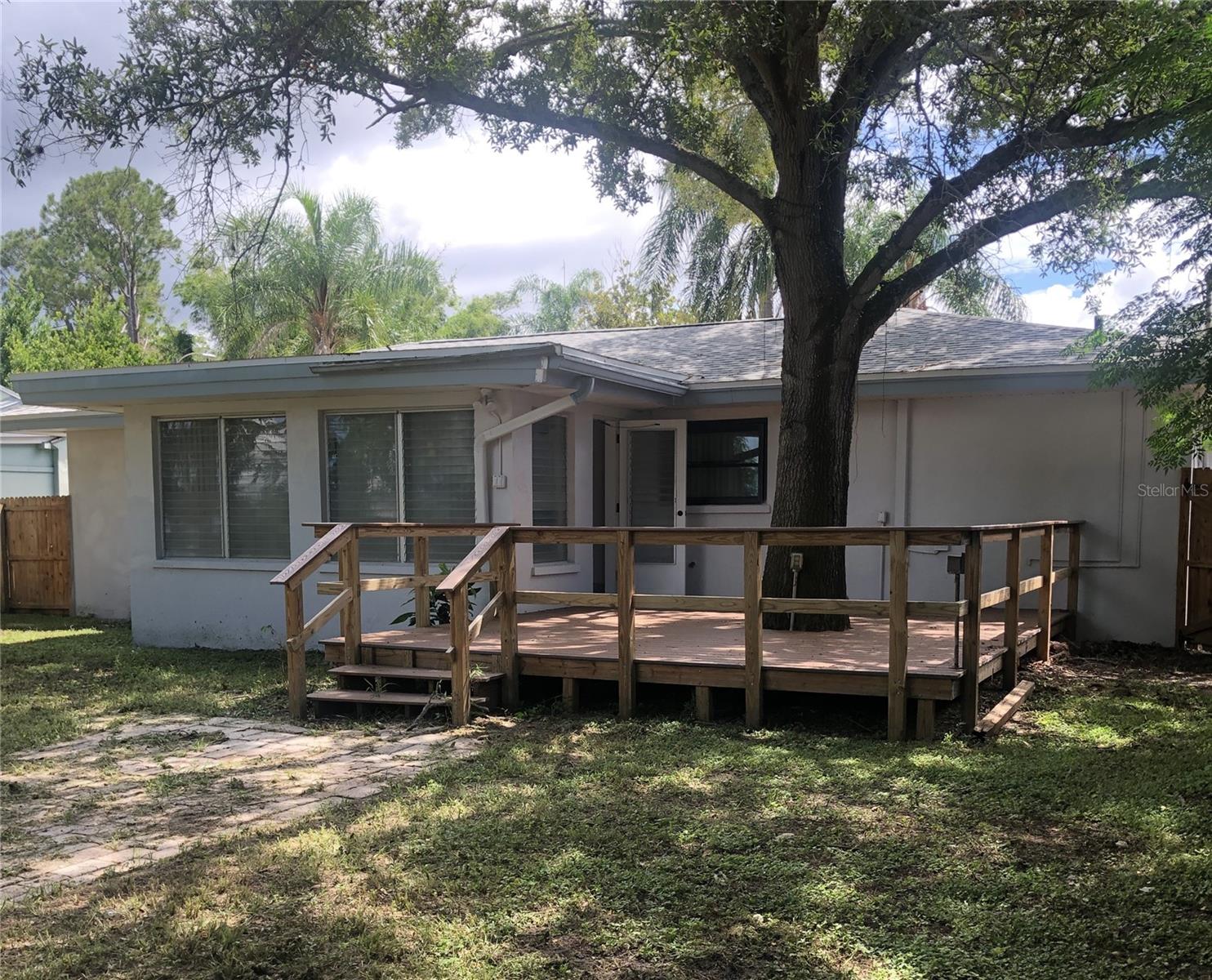 1528 GROVE ST — photo 12