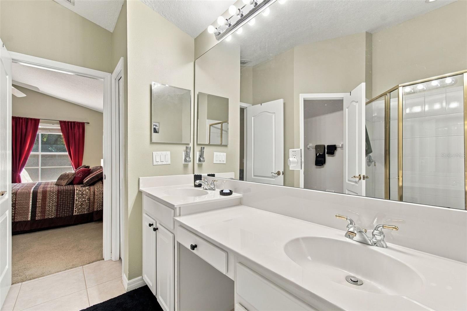 16213 NOTTINGHAM PARK WAY — photo 32