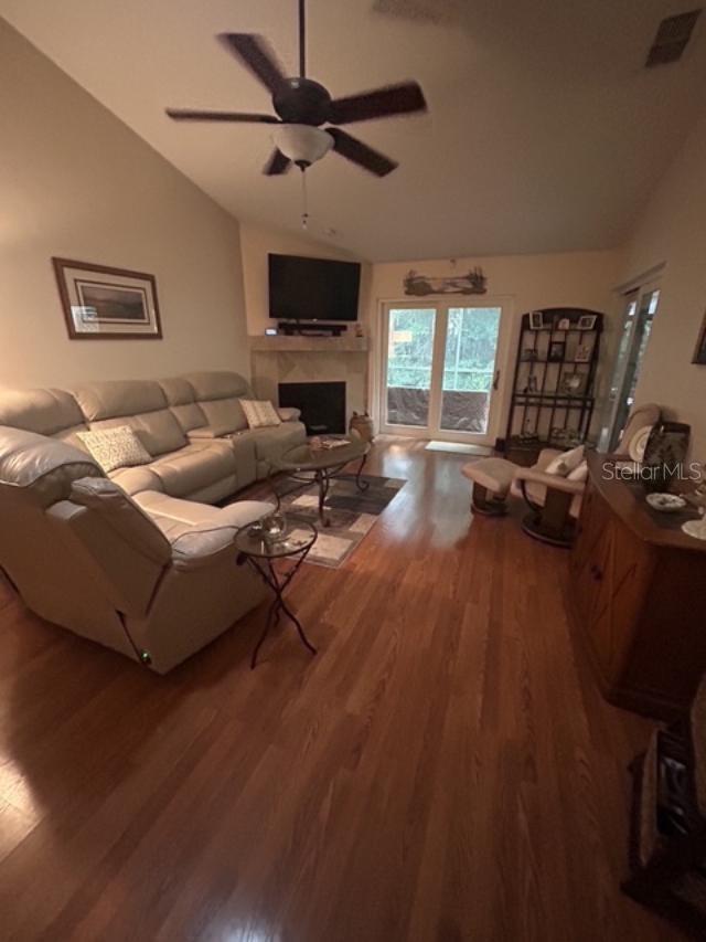 4027 MERMOOR CT — photo 2