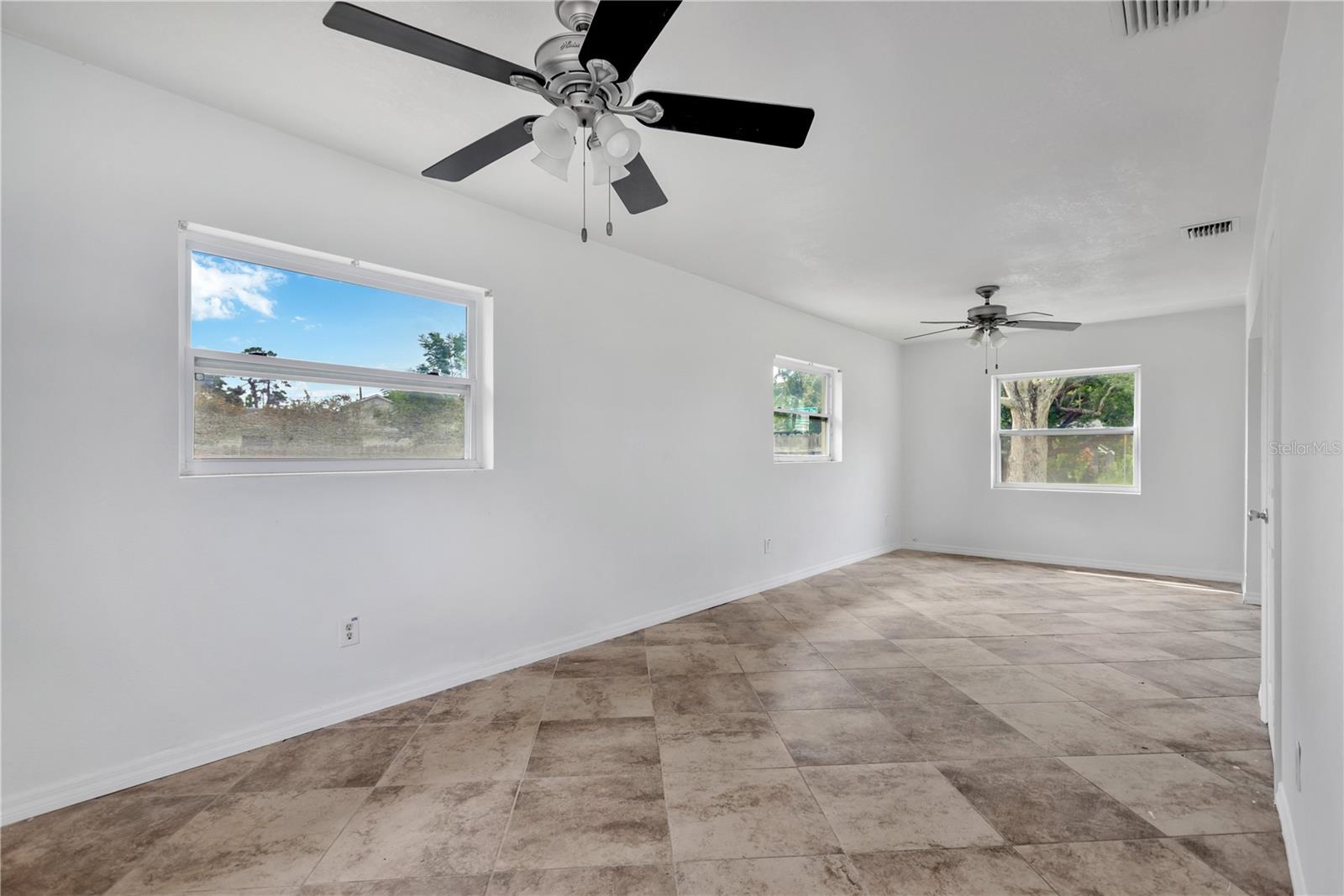 1801 CARLTON DR — photo 6