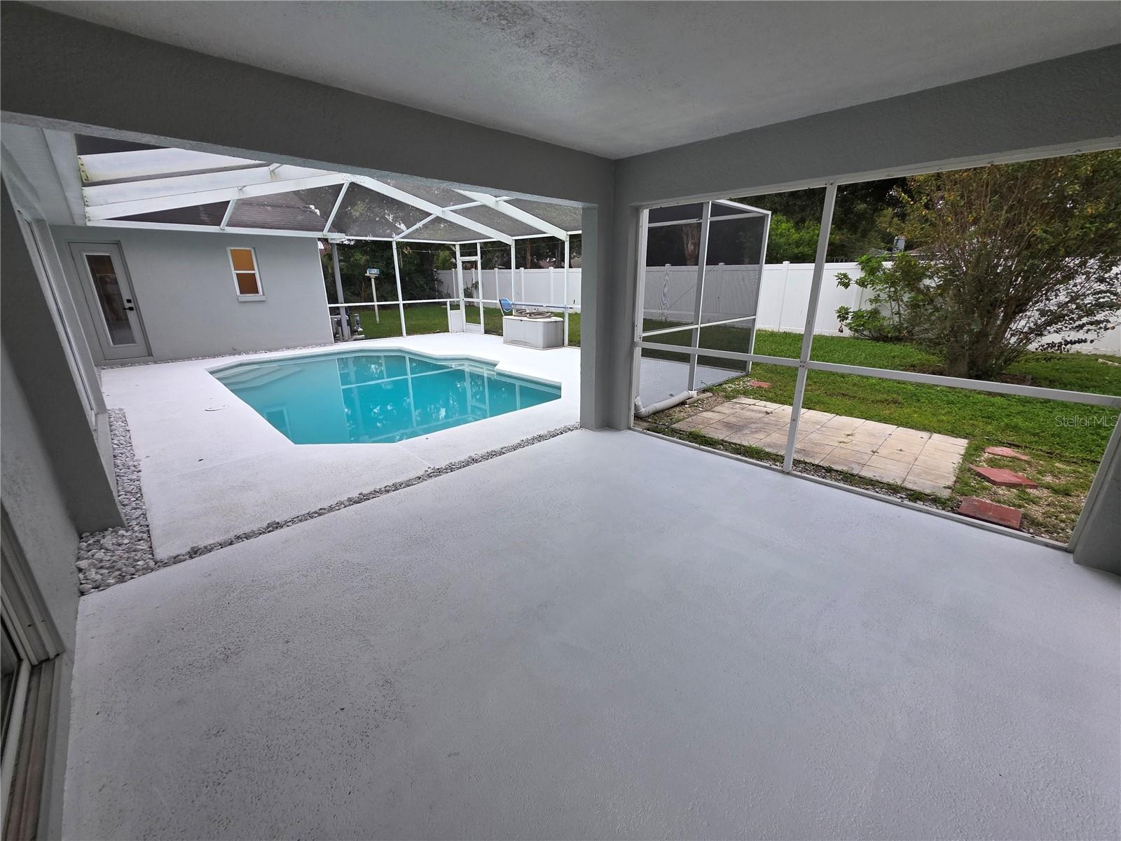 4410 KENDAL CT — photo 28