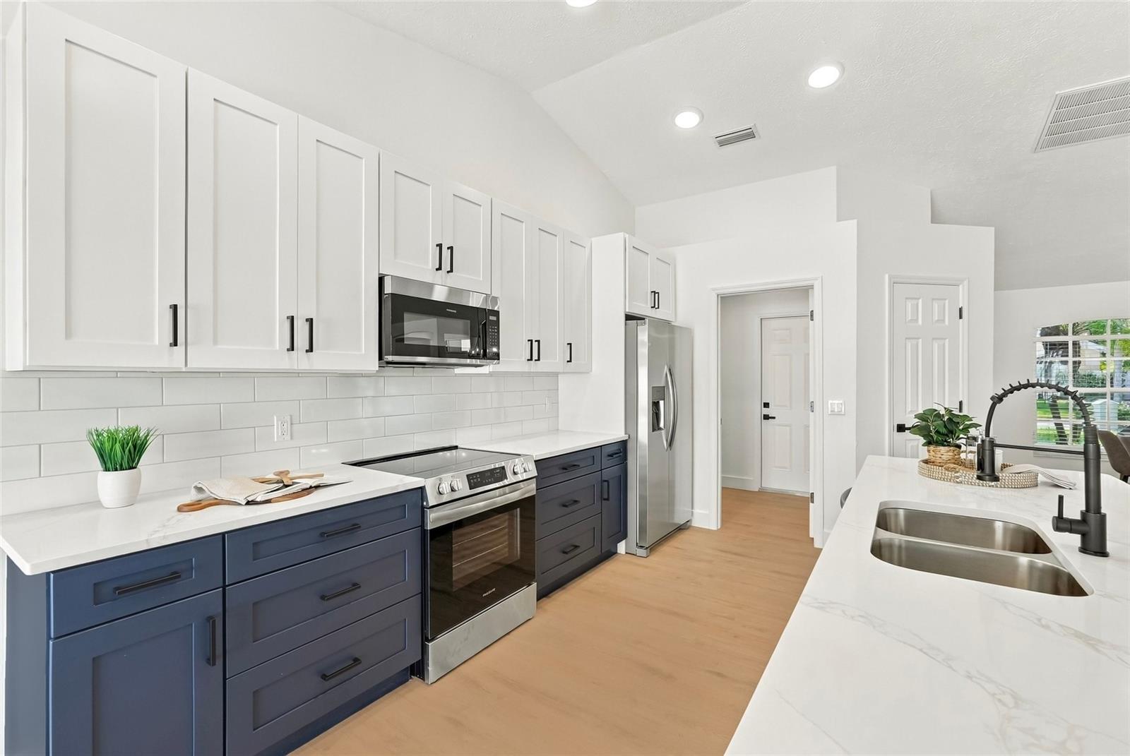 4410 KENDAL CT — photo 7